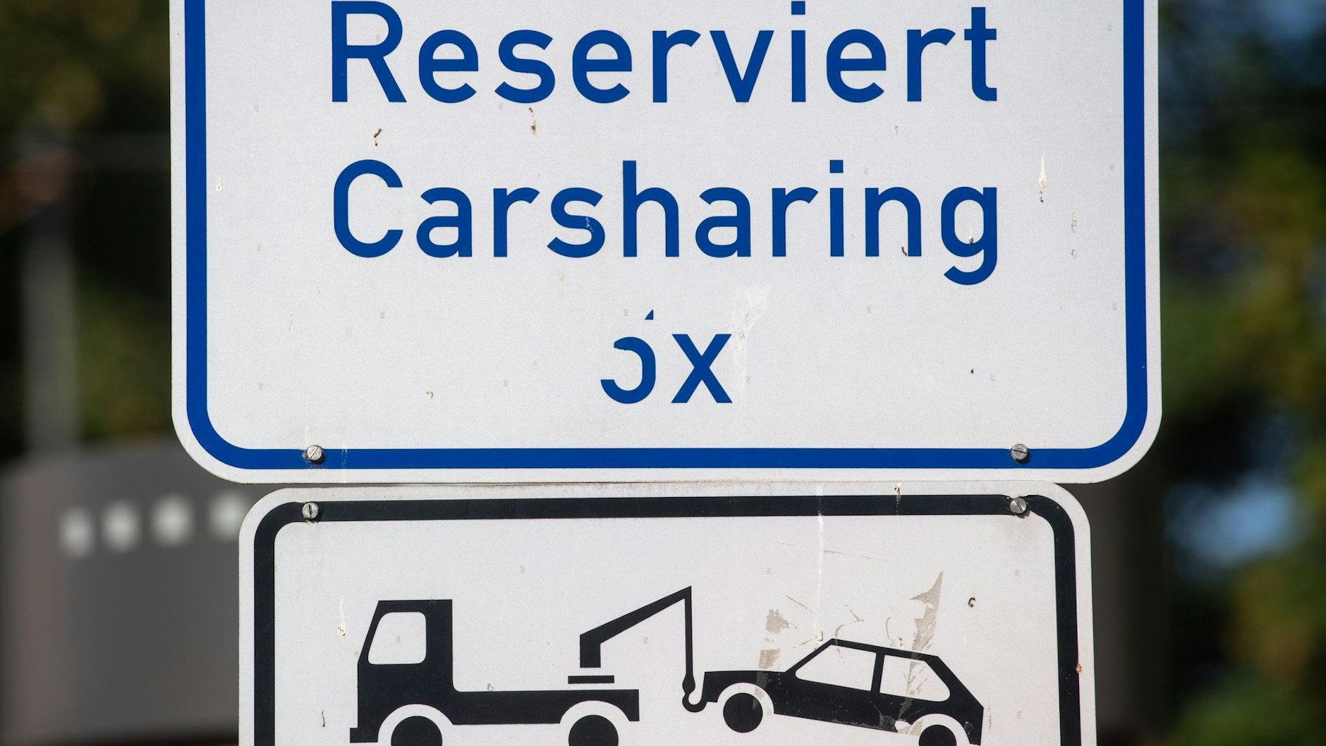 Extra-Parkplätze für Autos von Carsharing-Anbietern.