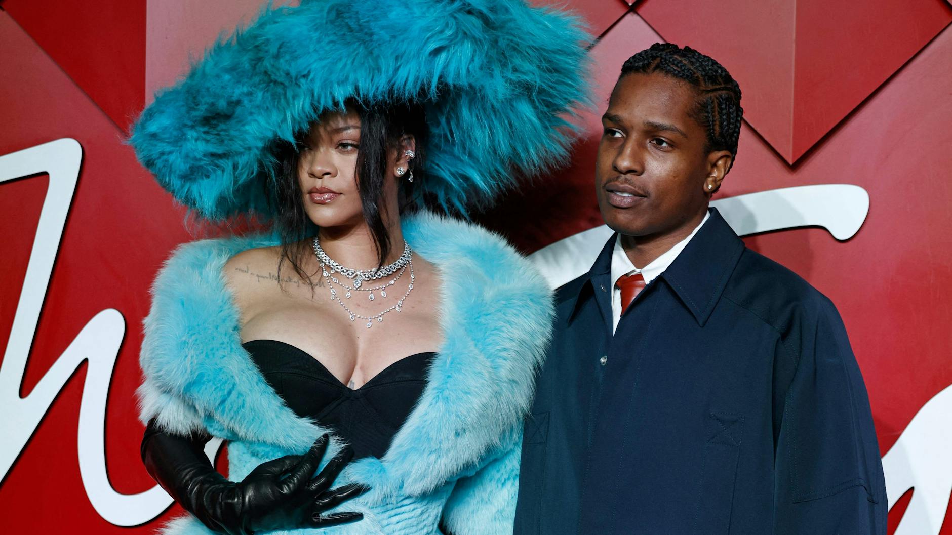 Der US-Rapper Asap Rocky spielte eine Hauptolle in der Berlinale-Favoriten „If I Had Legs I'd Kick You“ von Mary Bronstein. Kommt der US-Rapper zur Premiere nach Berlin und bringt seine Lebensgefährtin Rihanna mit?