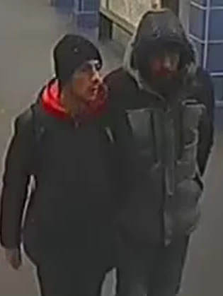 Portemonnaie-Raub: mWer kann Angaben zur Identität und/oder dem Aufenthaltsort der Abgebildeten machen? 