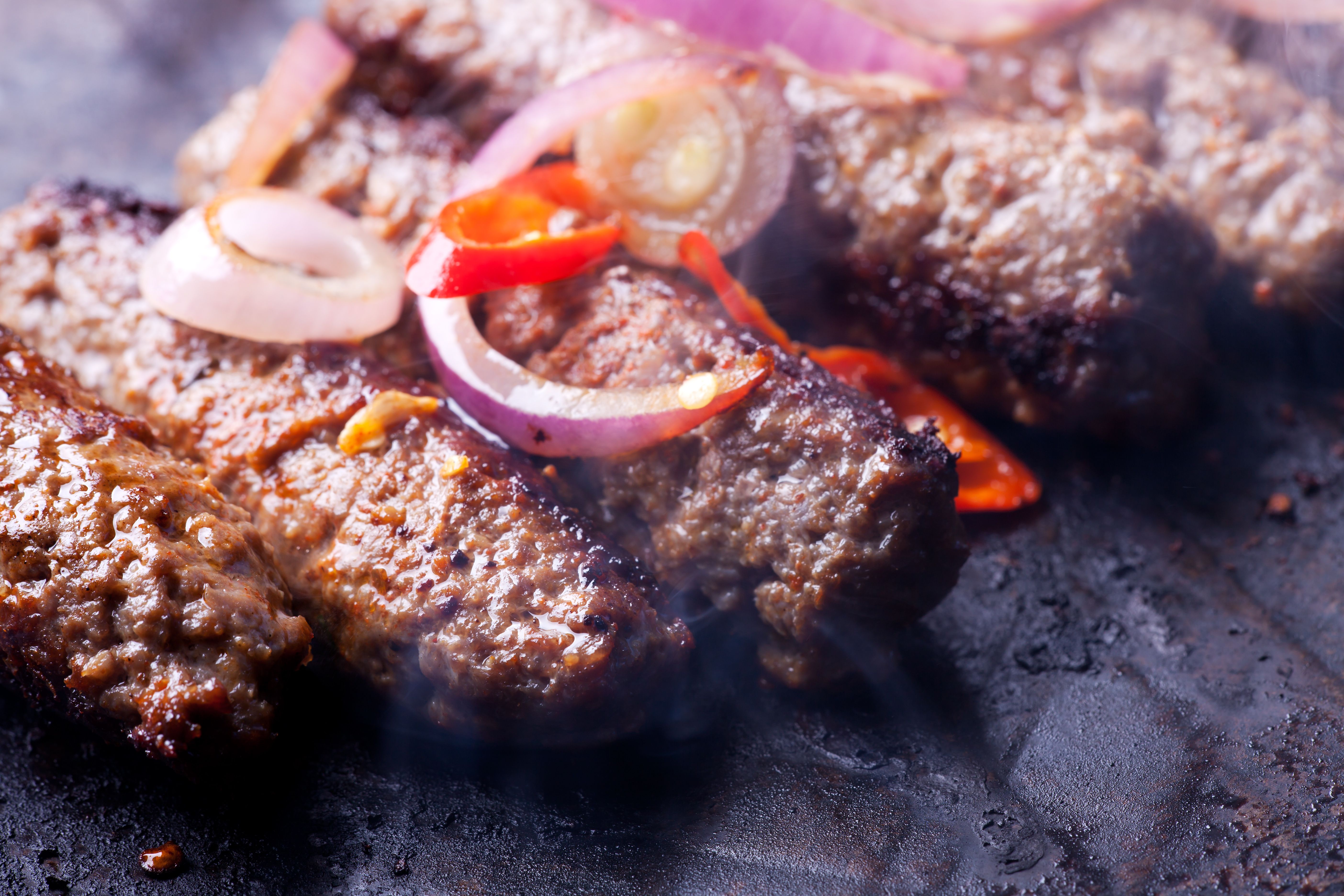 Image - Kennen Sie noch Kebaptscheta? So bereiteten sie DDR-Köche zu!