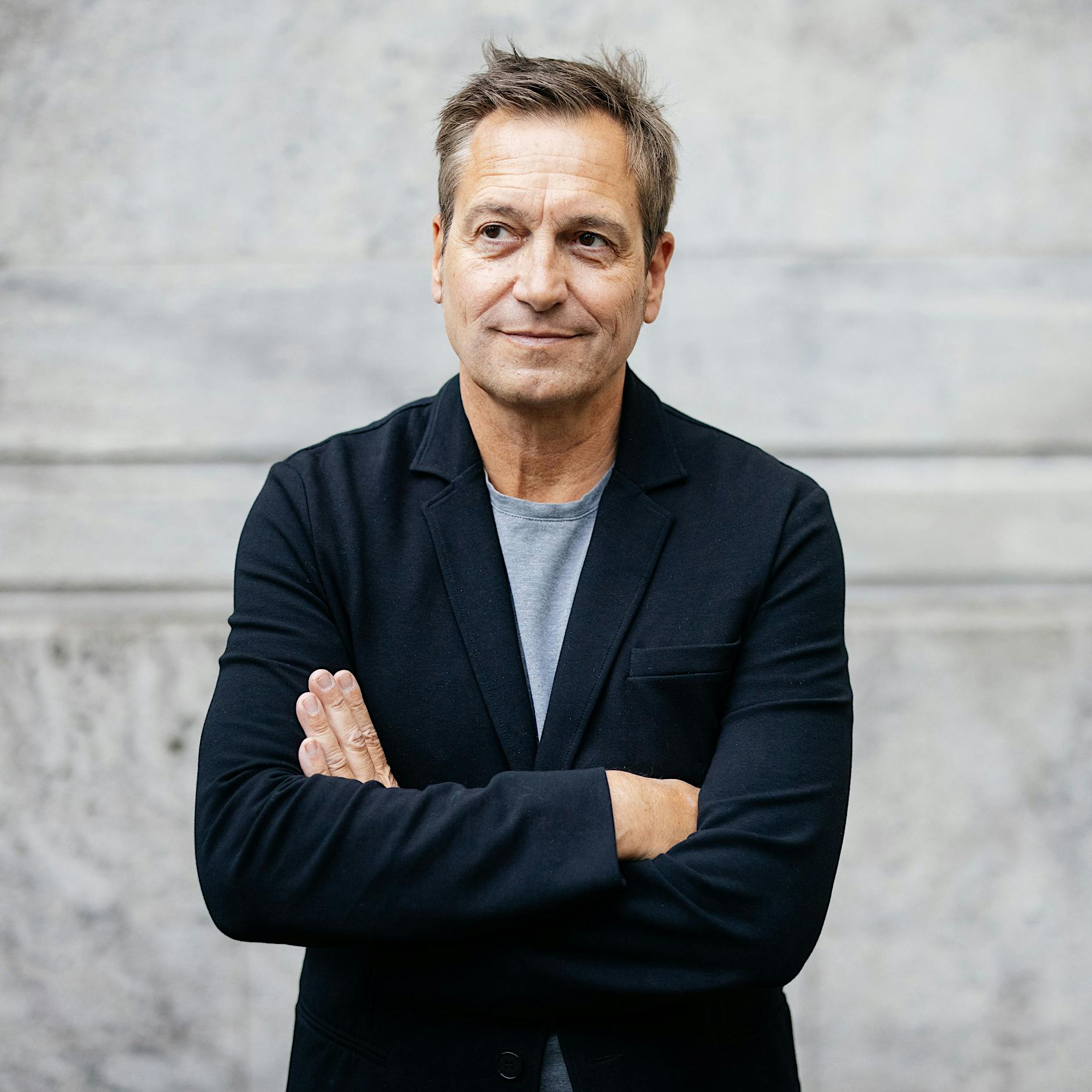 Dieter Nuhr: „Das Problem ist, dass man Linke und Nazis kaum noch unterscheiden kann“