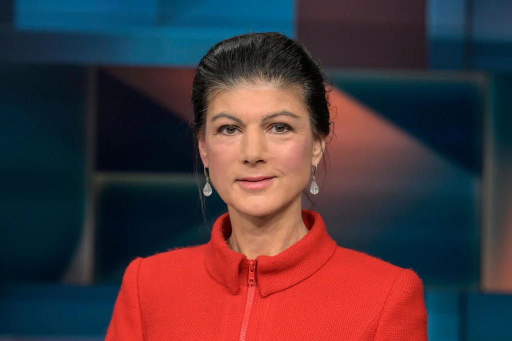 „Halt doch mal den Mund“: Wagenknecht von Van Aken bei „Hart aber fair“ attackiert