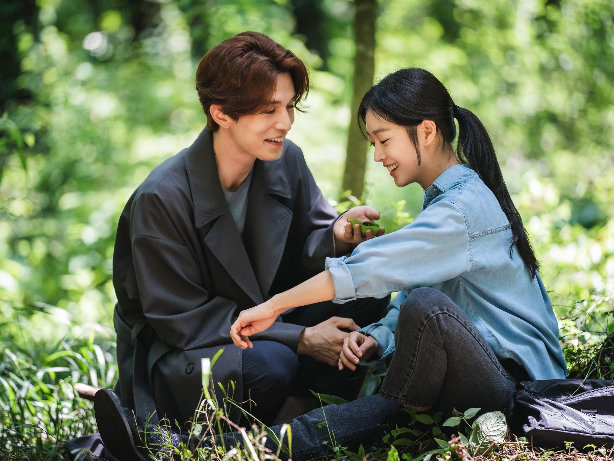 „Erzählung des Neunschwänzigen“ auf Amazon Prime Video: Chillen zwischen Mythos und Moderne