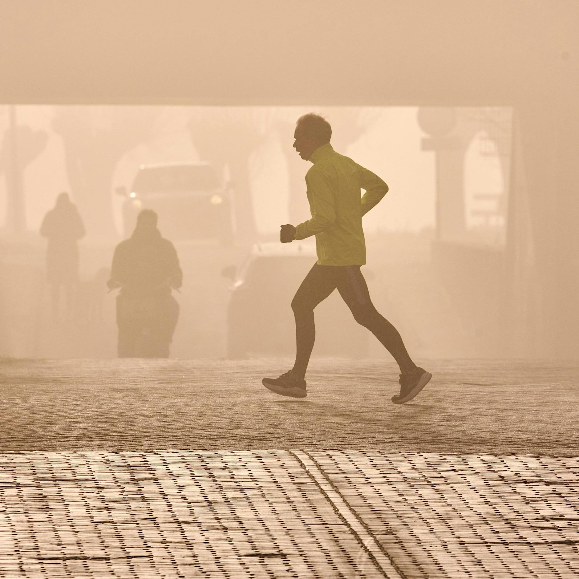 Extreme Feinstaub-Welle in Berlin: Was passierte, als ich in Friedrichshain trotz Smog joggte