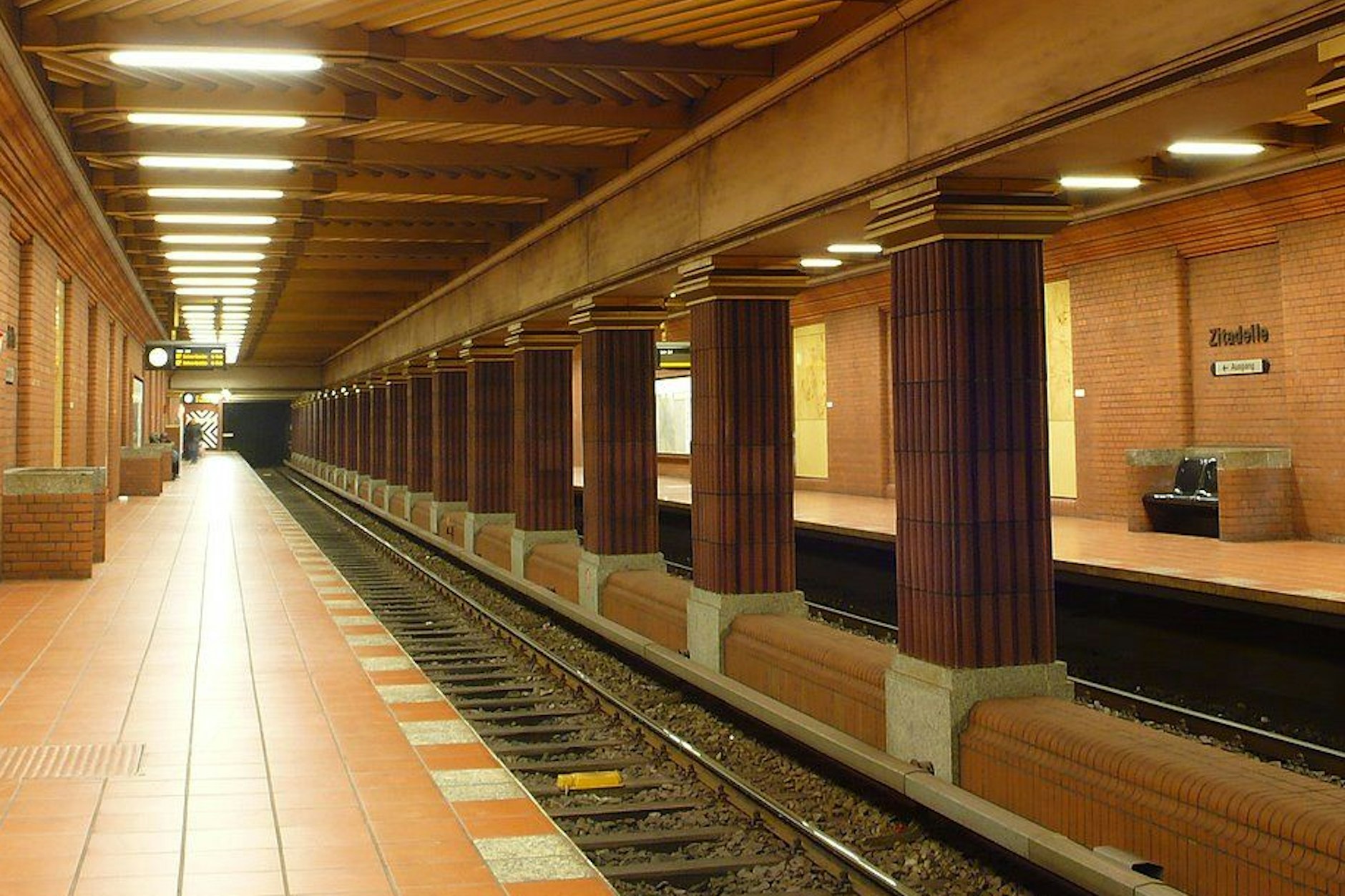 Die U-Bahn-Station Zitadelle in Spandau