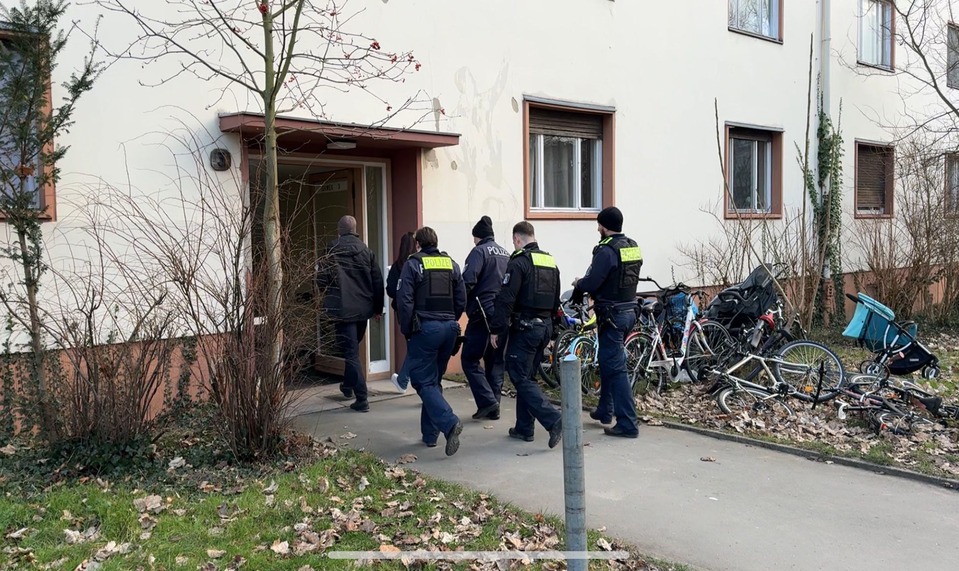 Image - Toter in Flüchtlingsunterkunft in Marienfelde: Mann festgenommen – Haftbefehl