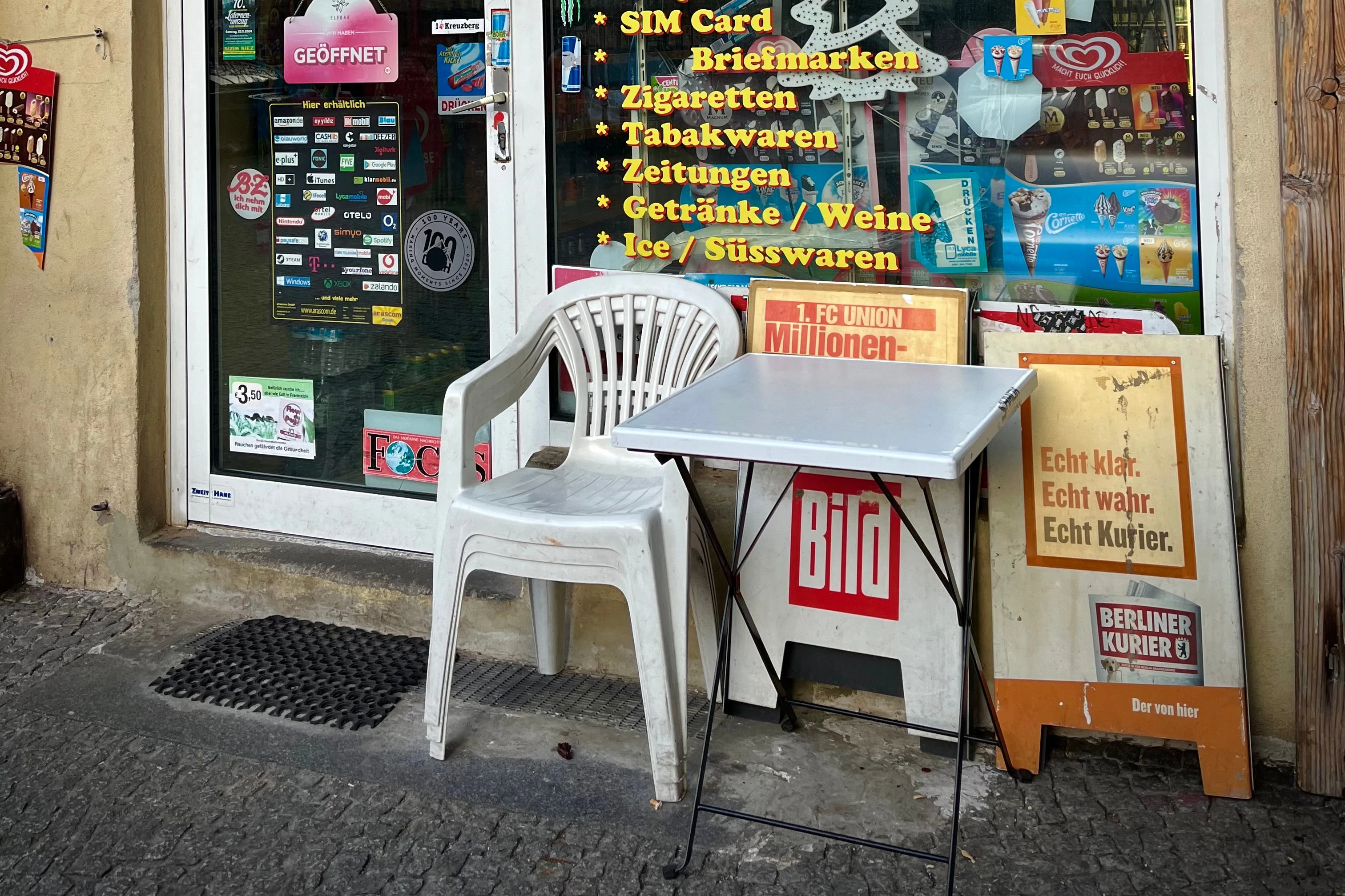Die Tage werden wärmer und länger – jetzt kann man wieder gemütlich in der Sonne auf Kundschaft warten. 