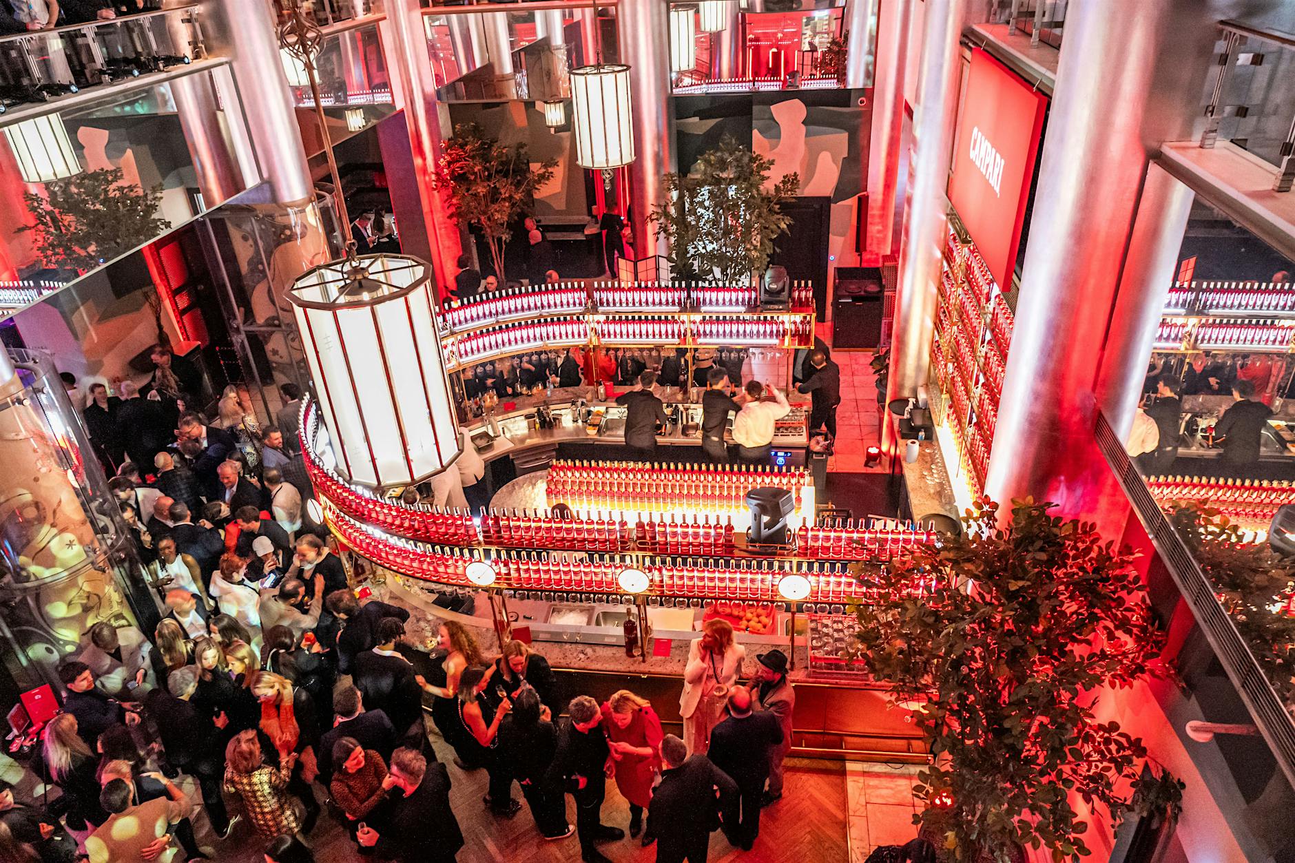 Berlinale-Party im Frederick’s: Wo Anna Ermakova und Cathy Hummels auf GZSZ treffen