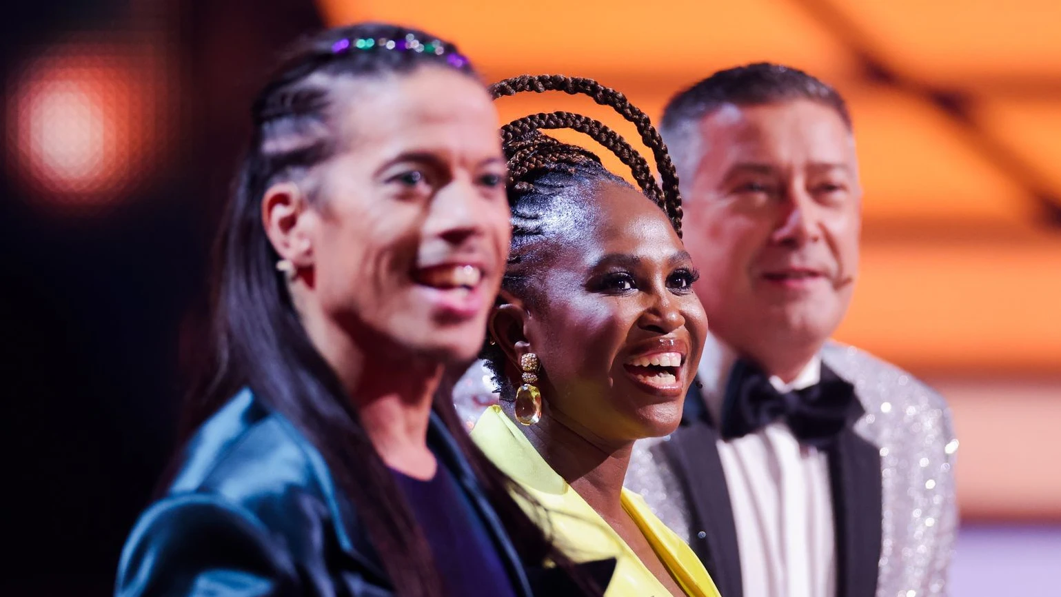 Eine feste Konstante:&nbsp;Die Jury-Mitglieder Jorge González, Motsi Mabuse und Joachim Llambi. Wie werden sie wohl über die Tanzkünste von Selfiesandra bei „Let's Dance“ urteilen?