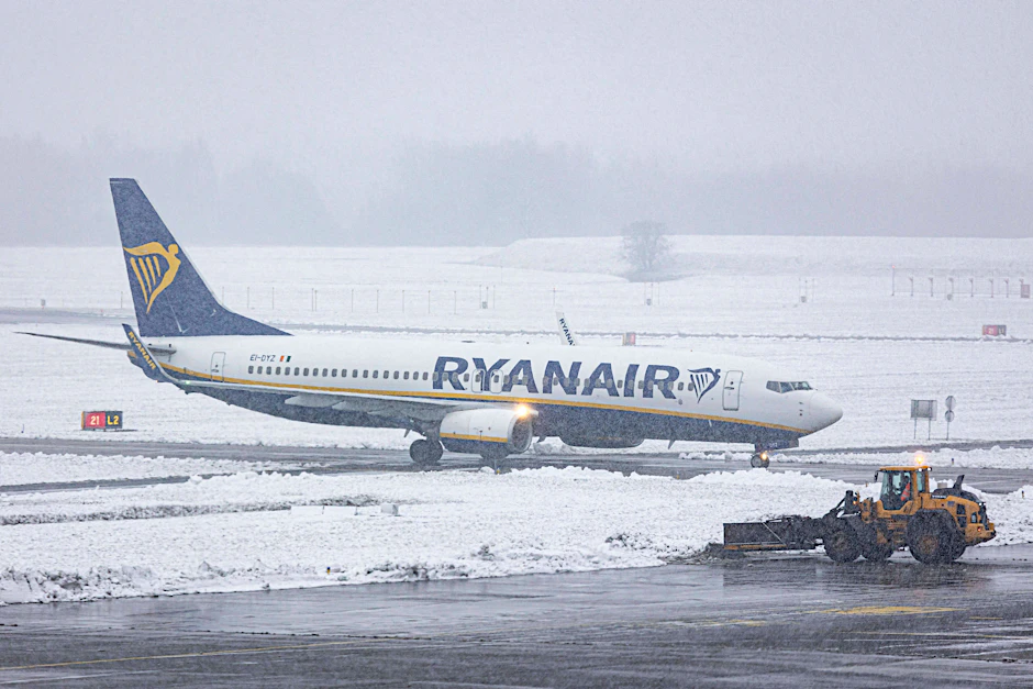 Archivfoto: Ryanair kritisiert erneut das Nachtflugverbot und die Flugsicherung am BER, Medienberichten zufolge fühlt sich der irische Billigflieger ungerecht behandelt.