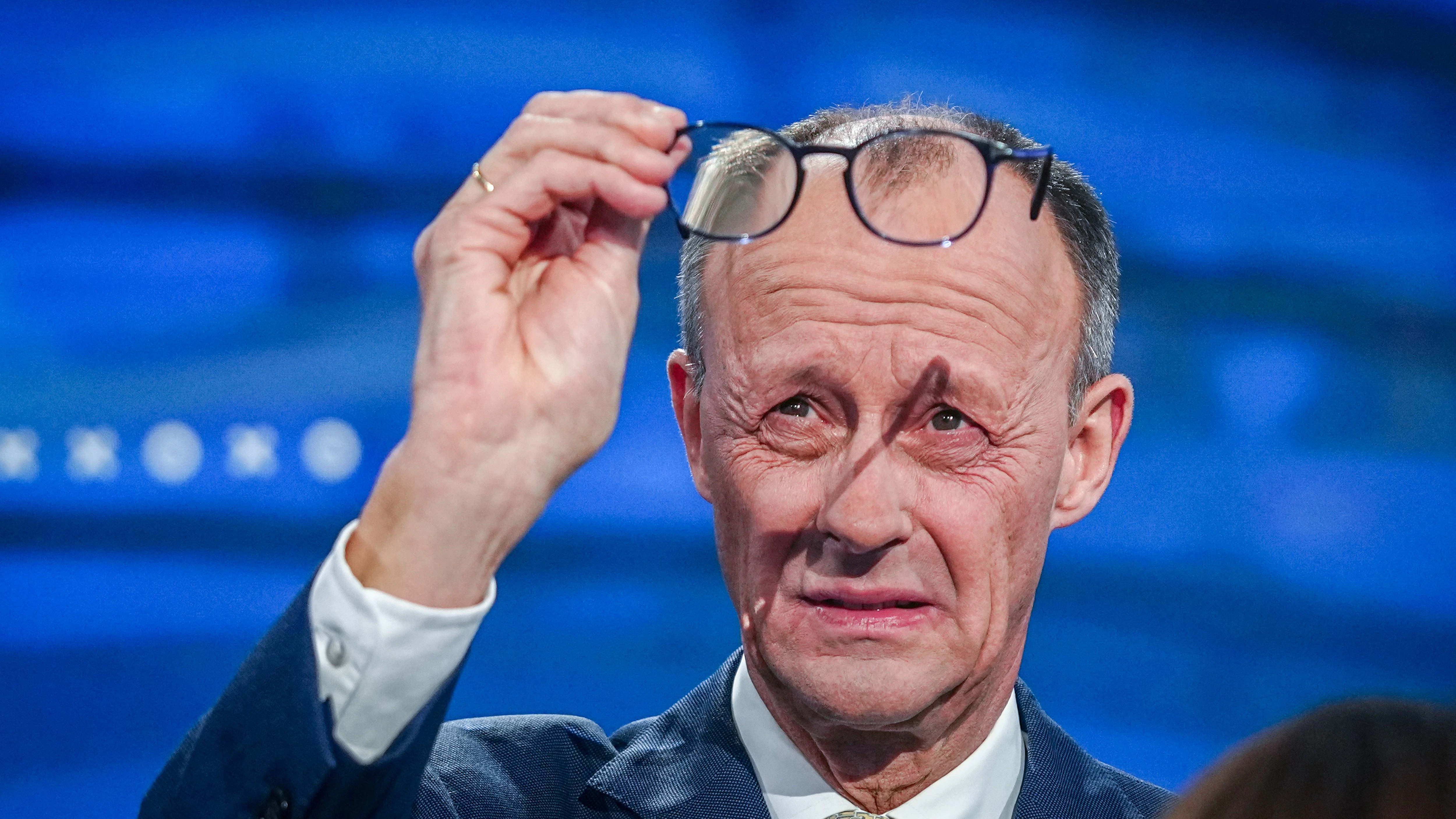 Hatte er beim Quadrell den Durchblick? CDU-Spitzenkandidat Friedrich Merz im Studio von RTL.