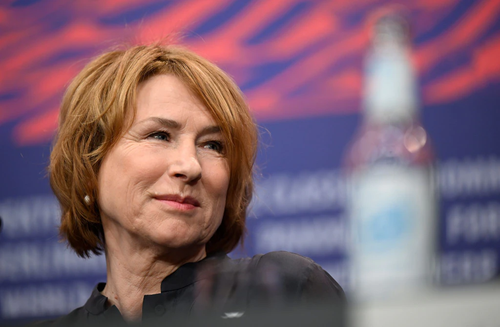 „Tatort“-Star Corinna Harfouch: Wer ist der Mann an ihrer Seite?