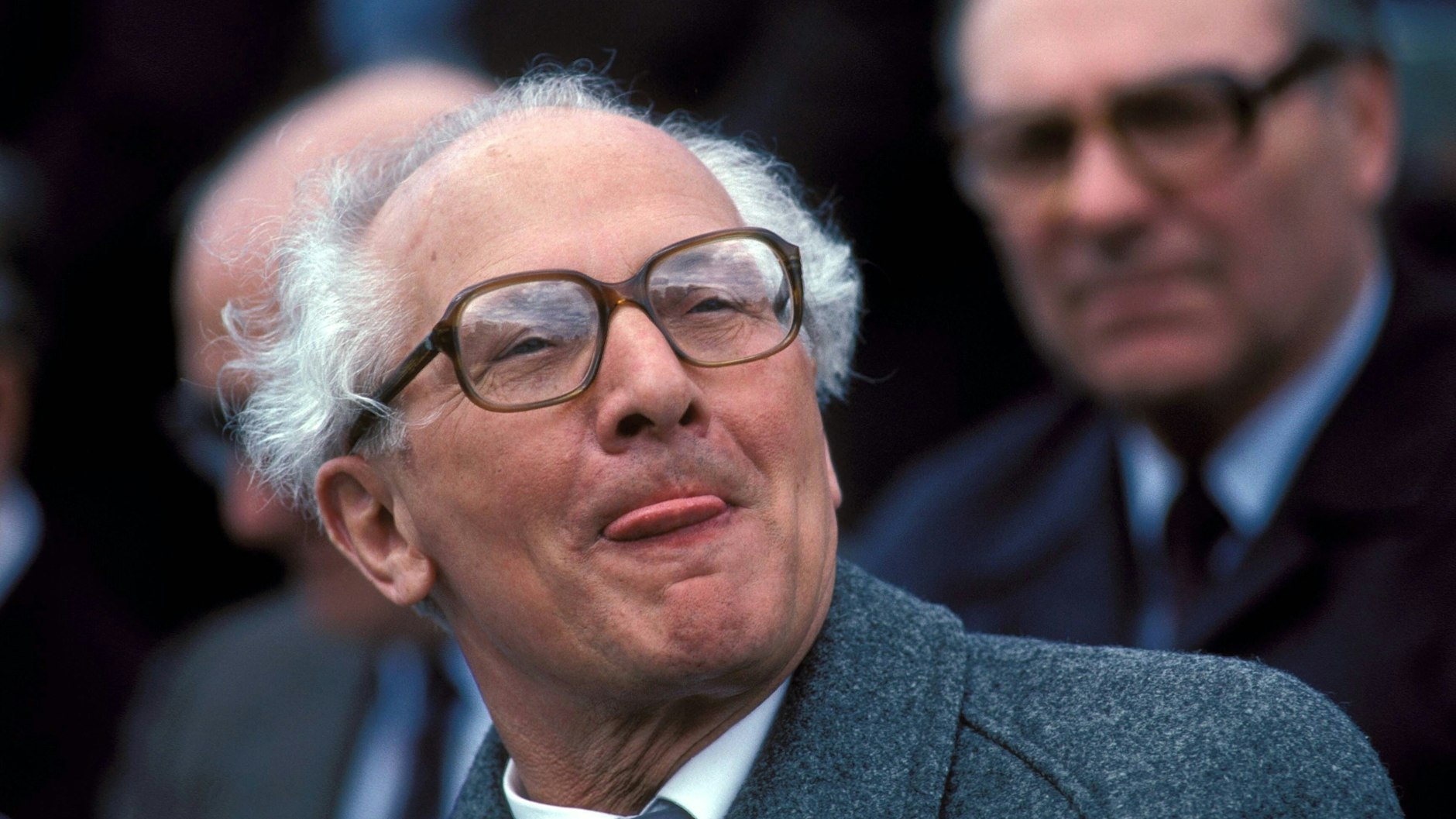 Humorvolle Schnappschüsse von Erich Honecker gibt es nur wenige - ob er an Witzen über die DDR Freude gehabt hätte?