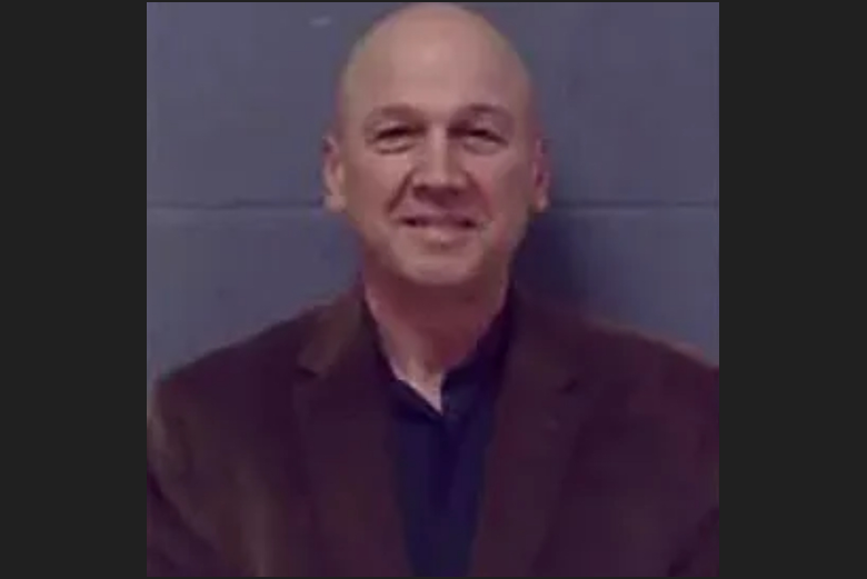 Image - Ist dieser Priester ein fieser Katzen-Killer? Schlimme Vorwürfe gegen Geistlichen