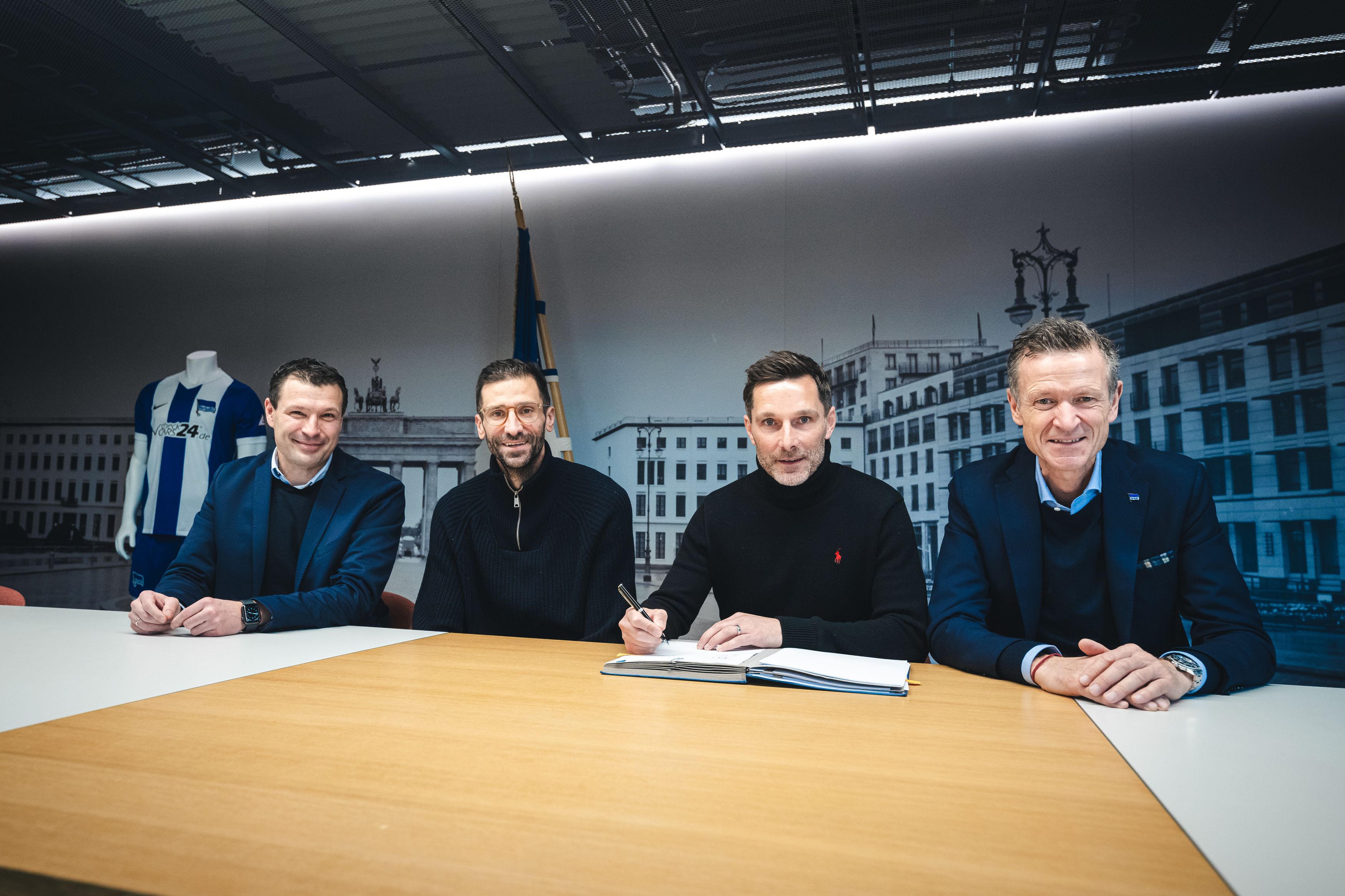 Hertha BSC zahlt eine Ablöse für den neuen Trainer Stefan Leitl