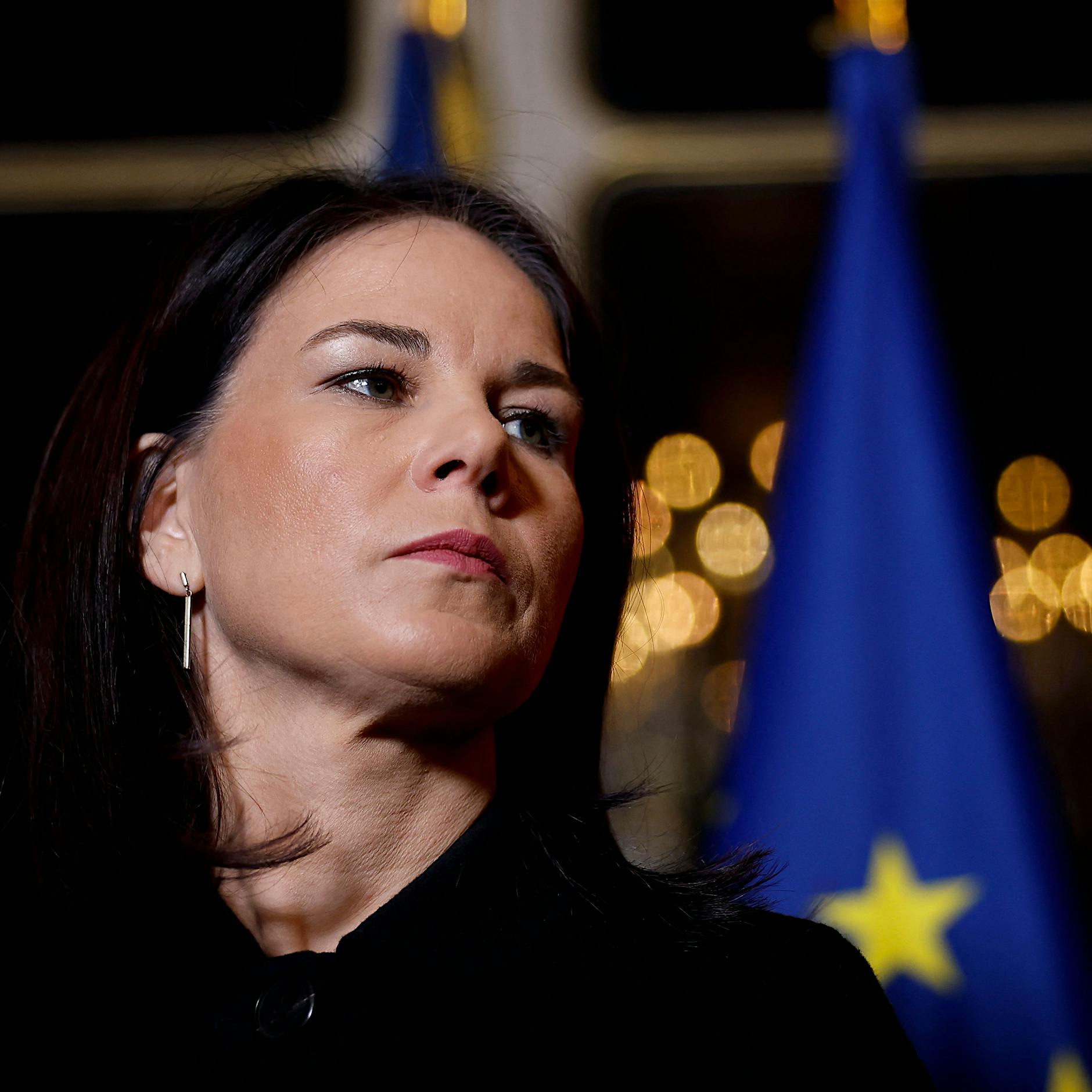 Baerbock verplappert sich: Nach der Wahl Milliarden für Ukraine