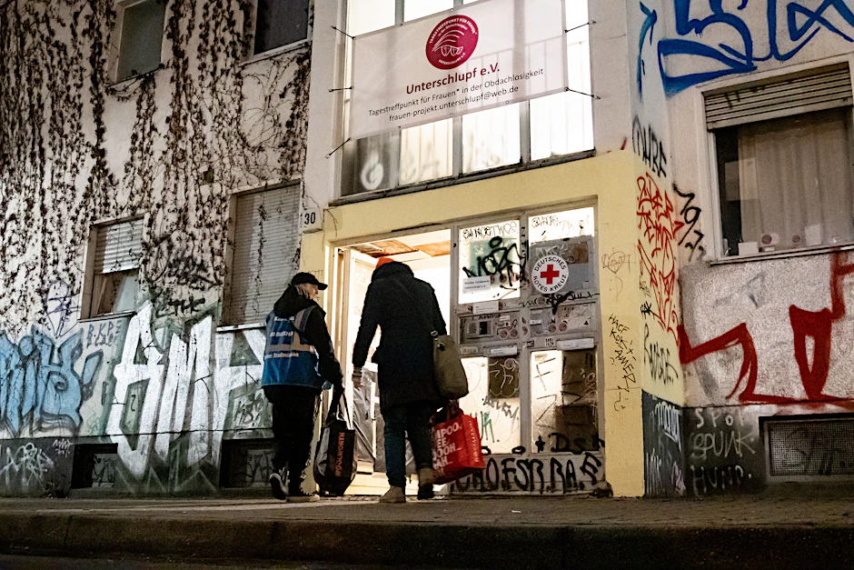 Die Notunterkünfte der Kältehilfe in Berlin sind derzeit stark überlastet.