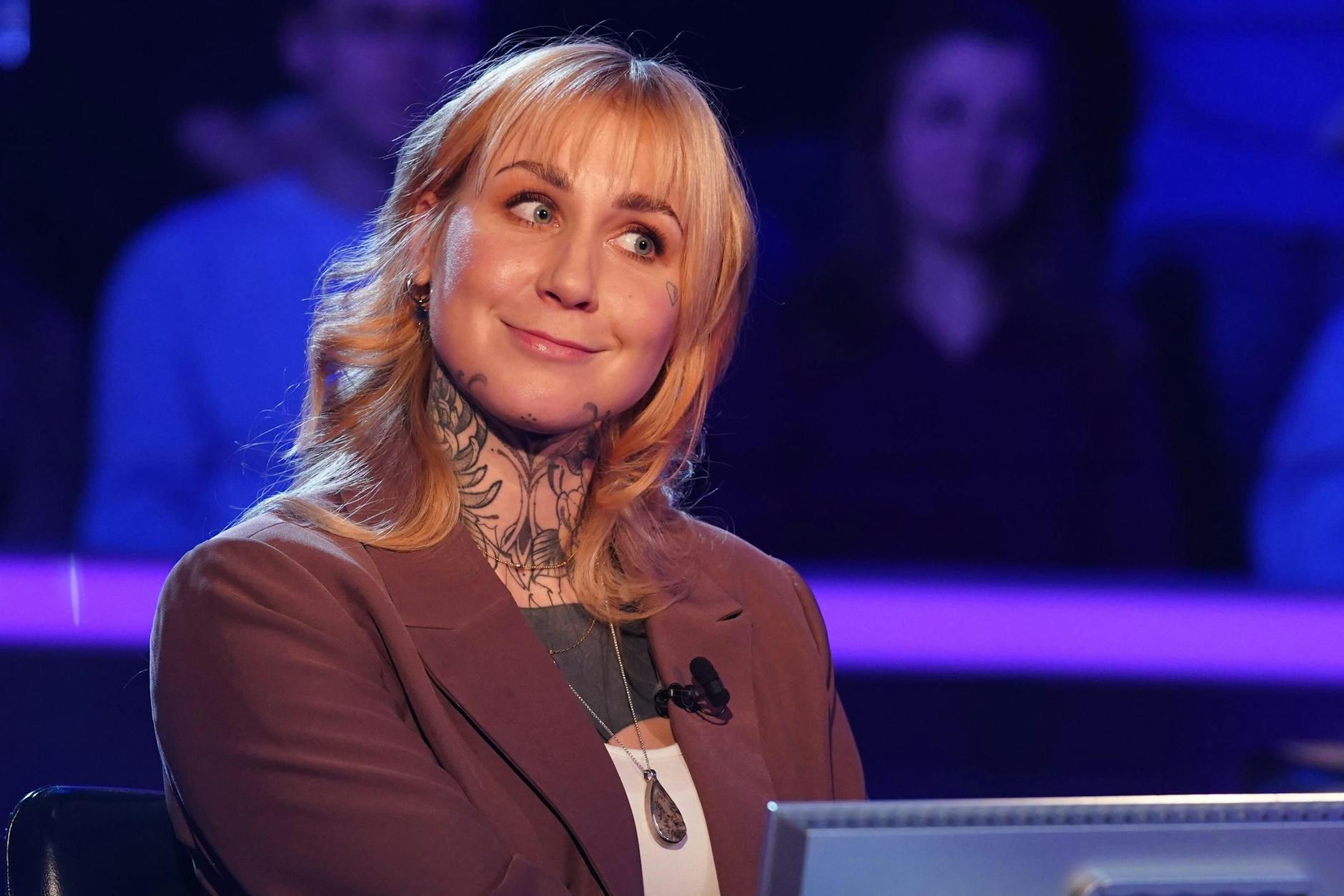 Was ist eine Polysomnografie? Diese Frage muss sich auch Kandidatin Natascha Thienenkamp bei Wer wird Millionär? stellen.