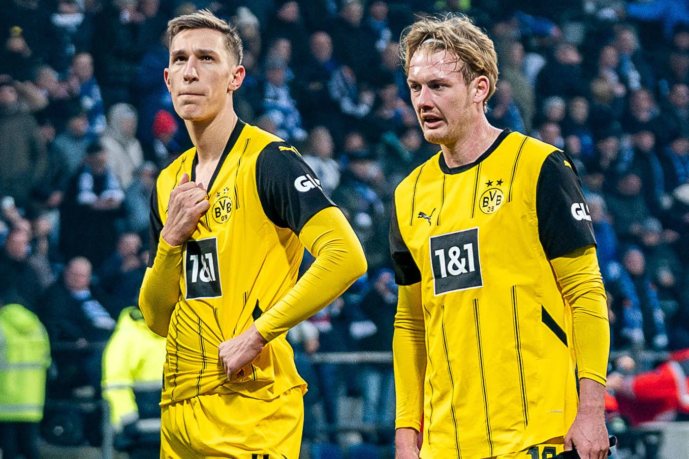 Ex-Unioner Nico Schlotterbeck (25) und BVB-Mitspieler Julian Brandt (28) stehen nach dem 0:2 in Bochum gegen den 1. FC Union unter Druck.