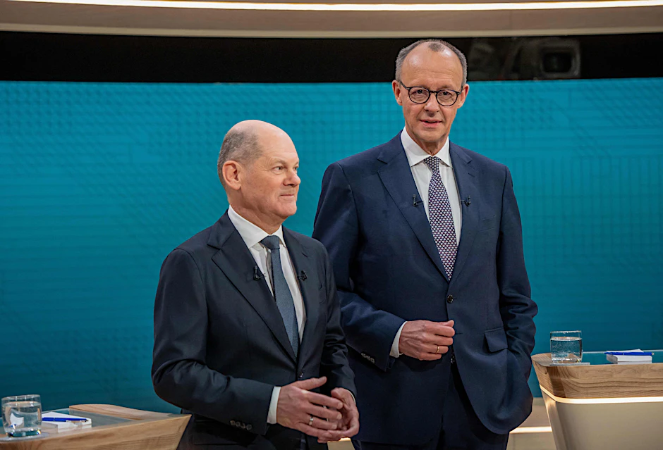 Bundeskanzler Olaf Scholz (SPD) und CDU-Kanzlerkandidat Friedrich Merz treffen am Mittwoch noch einmal zu einem Duell aufeinander.