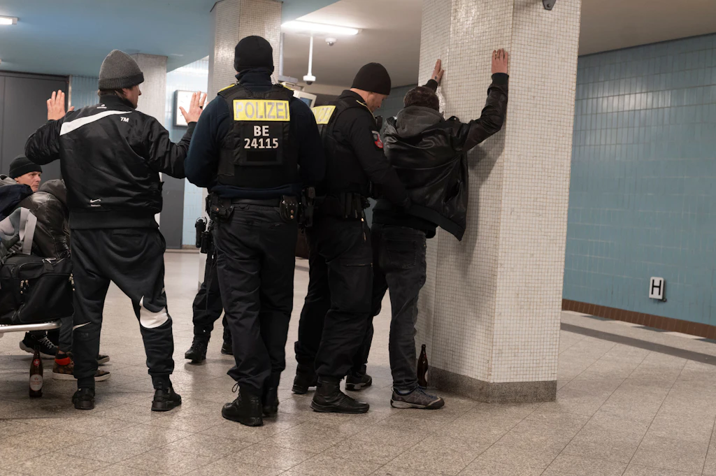 Messerverbotszonen in Berlin: Experten sprechen von „untragbarer Situation für die Einsatzkräfte“