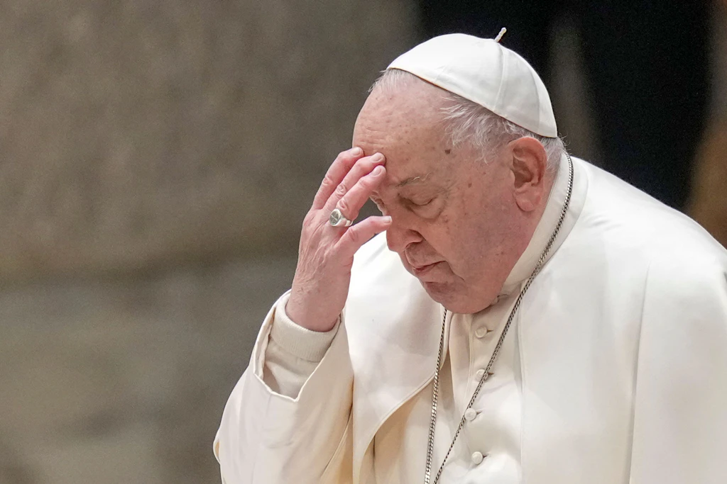 Papa Francis'in zatürree var
