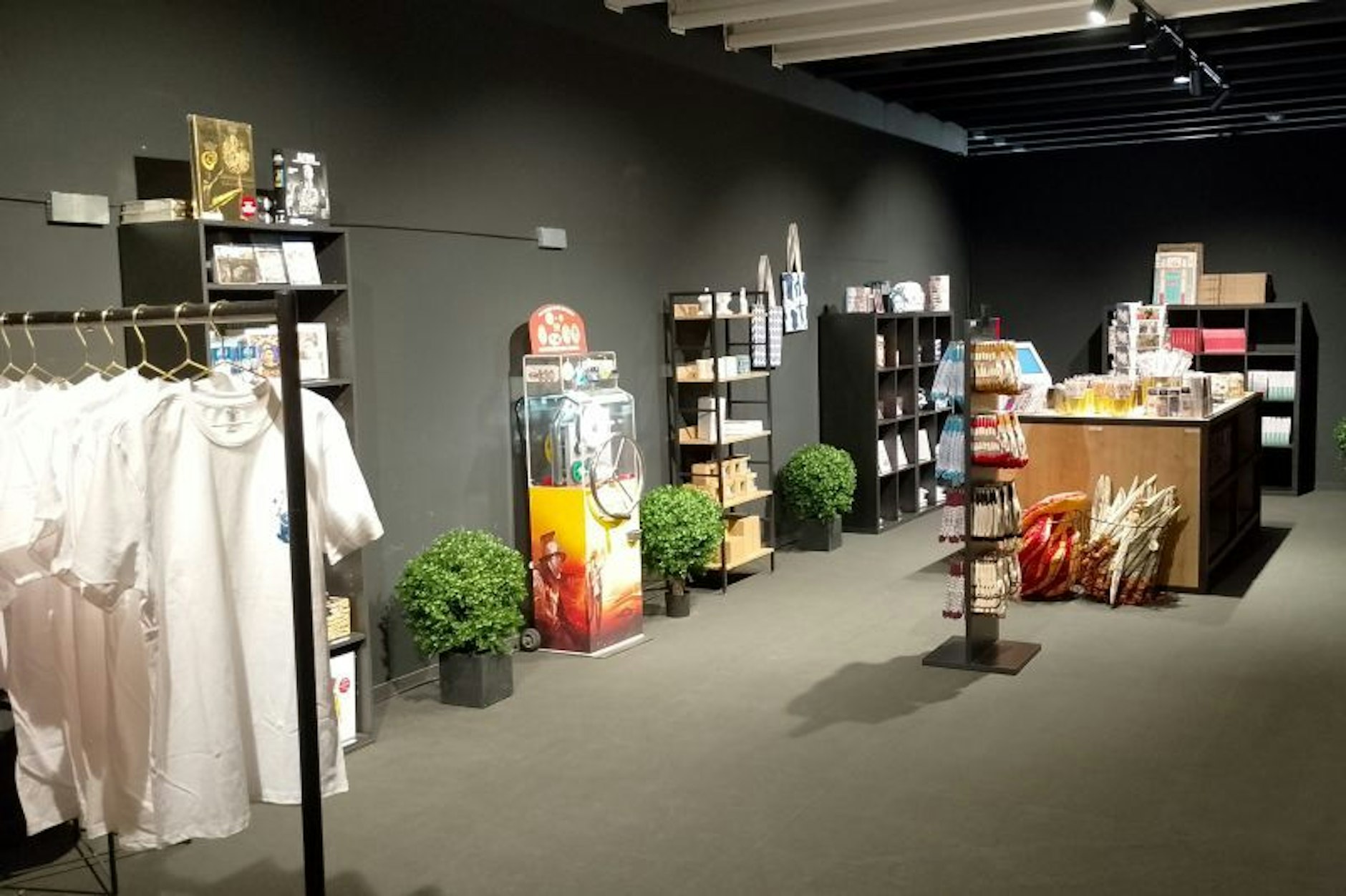 Der Museumshop für Mitbringsel und Literatur zur Weiterbildung
