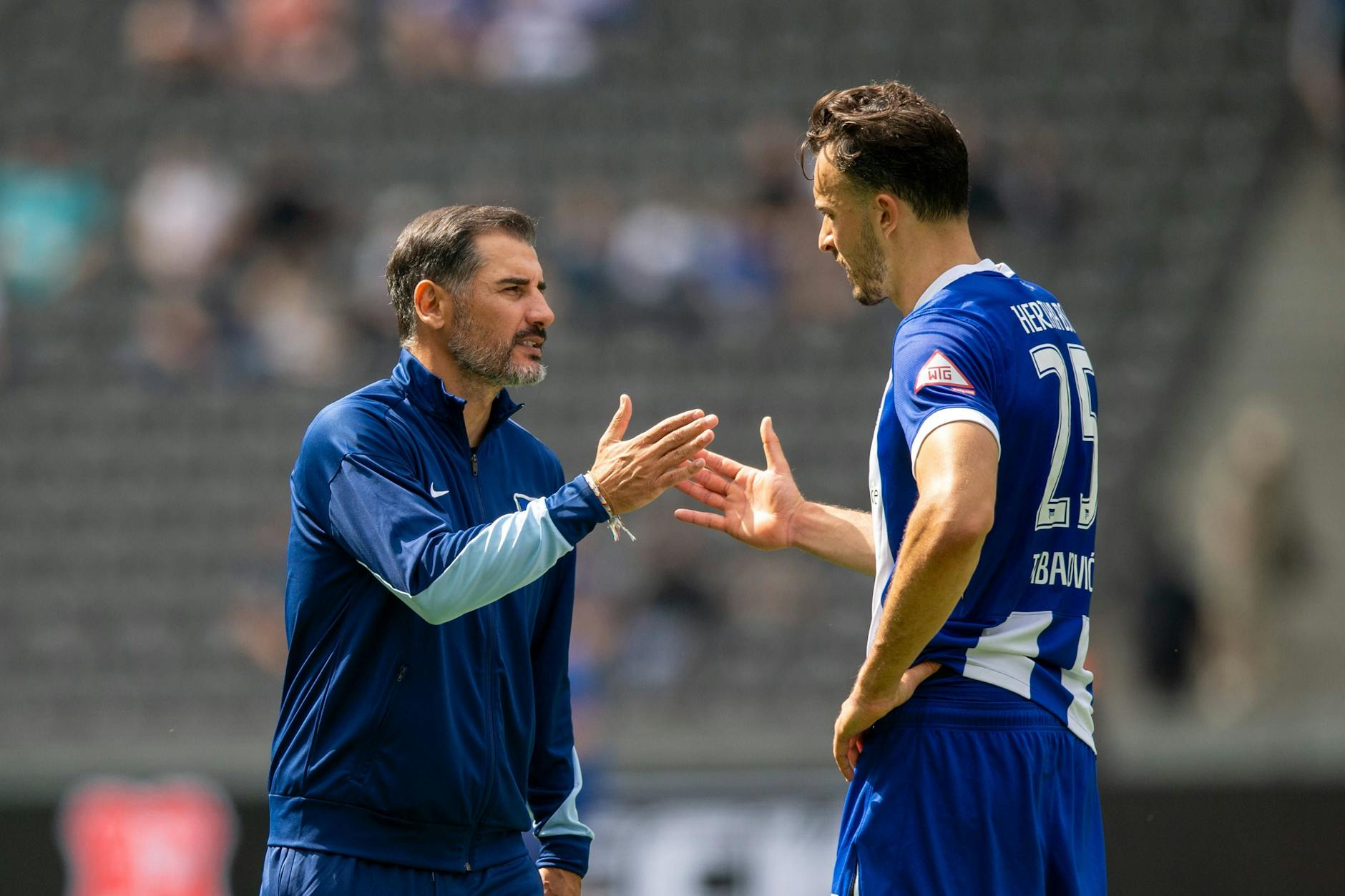Ex-Hertha-Trainer Cristian Fiel (44) beschwerte sich nach dem Verkauf von Torjäger Haris Tabakovic (30) nie über die fehlende Qualität im Sturm.