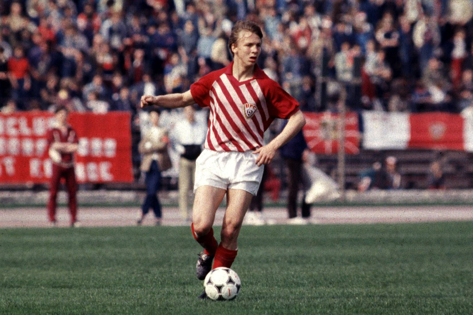 Medikamente für 1 Mio.: Was macht DDR-Fußball-Star Andreas Thom heute?