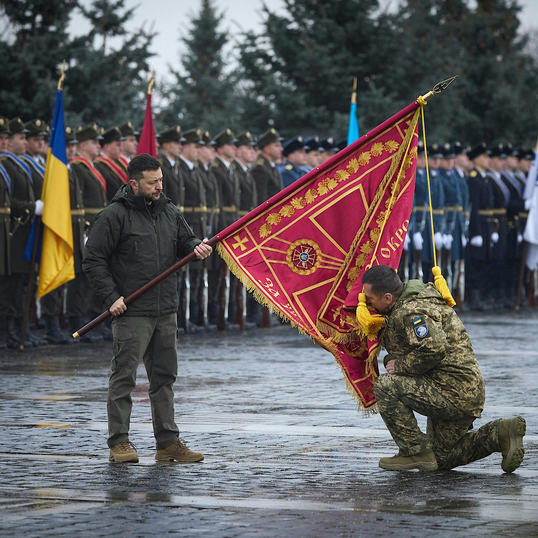Nach USA-Russland-Schock: Vereinen sich Ukrainer wieder hinter Selenskyj?
