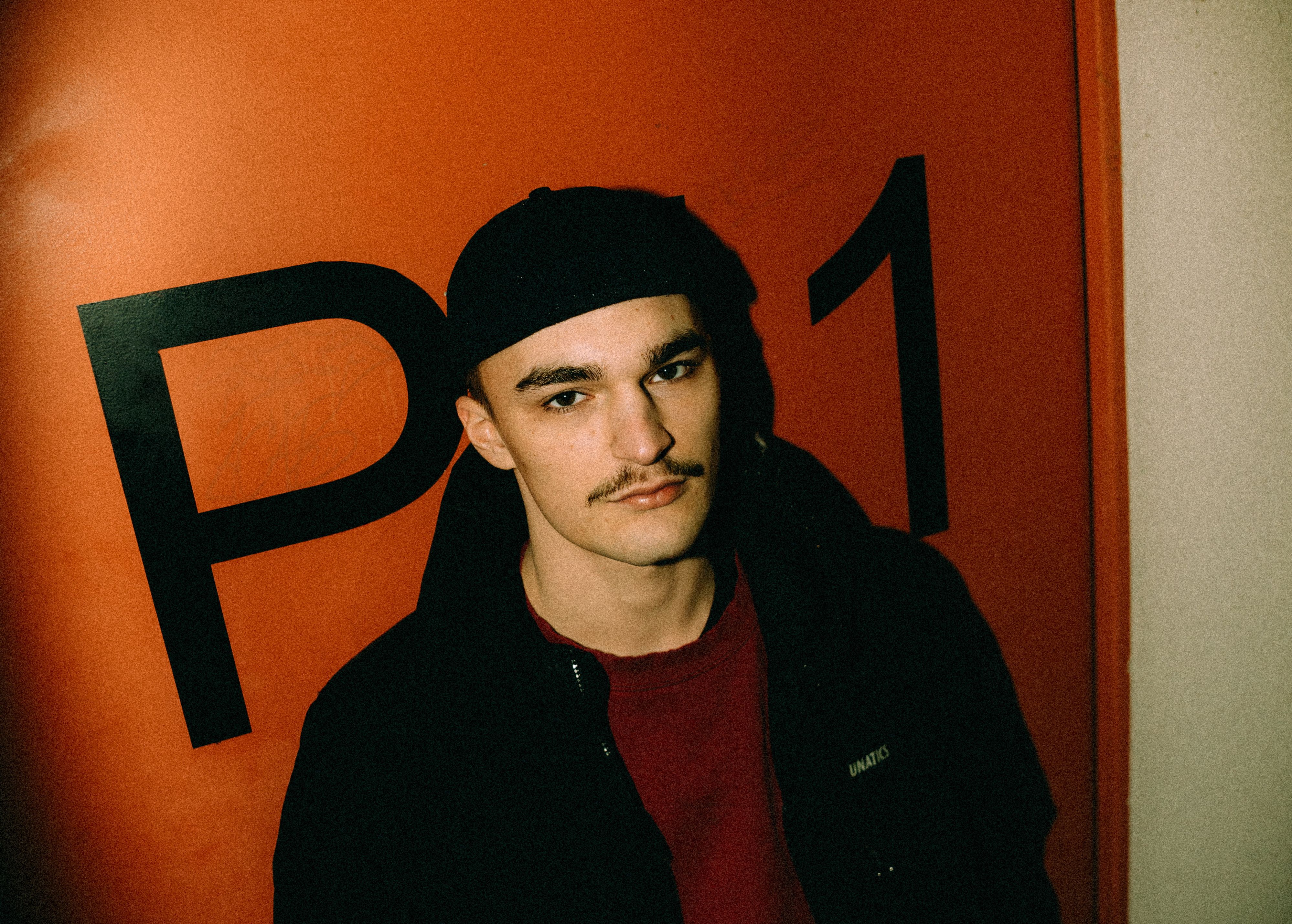 Leipziger Rapper HeXer zur Bundestagswahl: „Sehe die Scheiße hier jeden Tag“