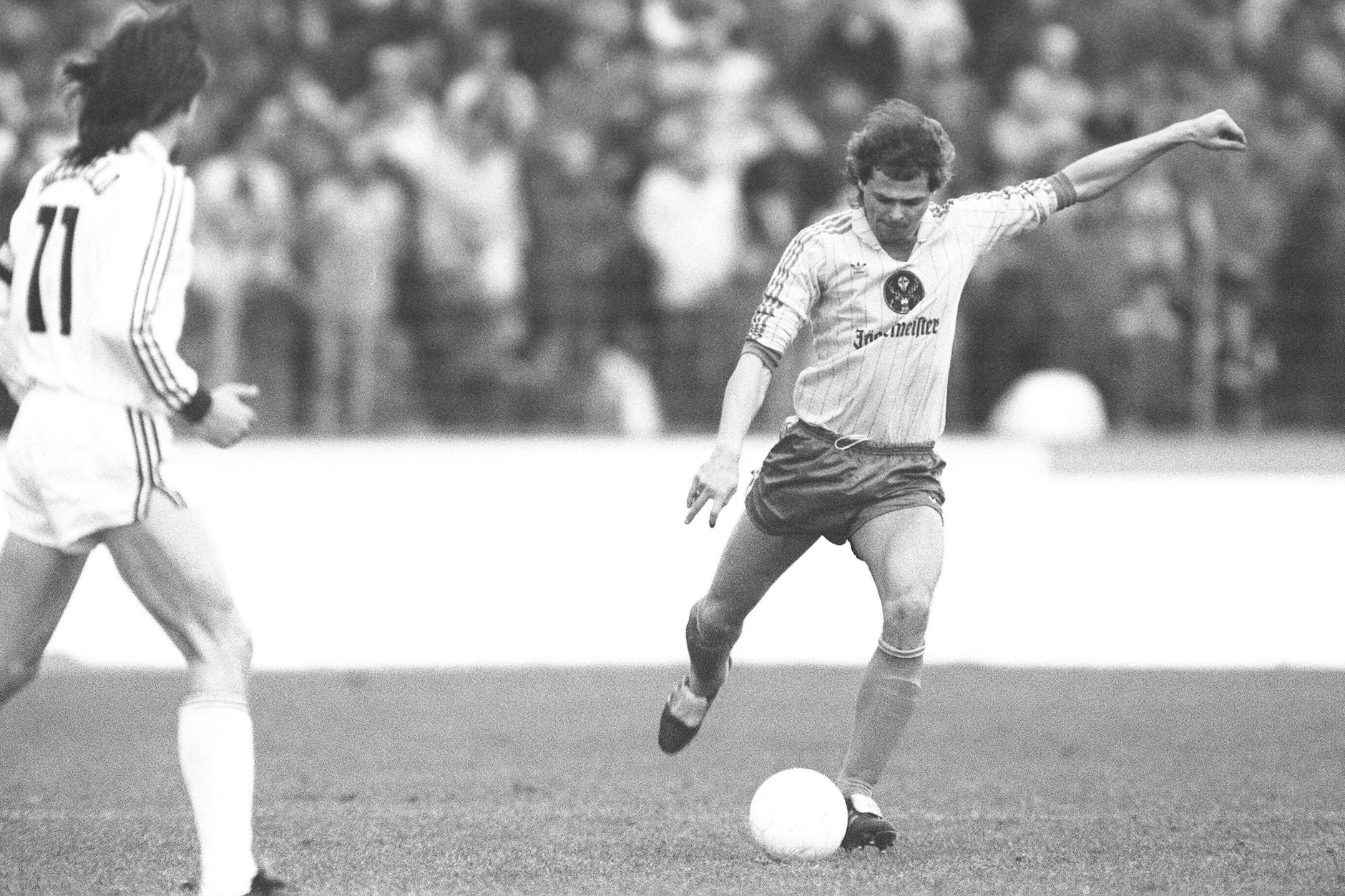 DDR-Fußball-Legende Lutz Eigendorf flüchtete aus der DDR in den Westen.