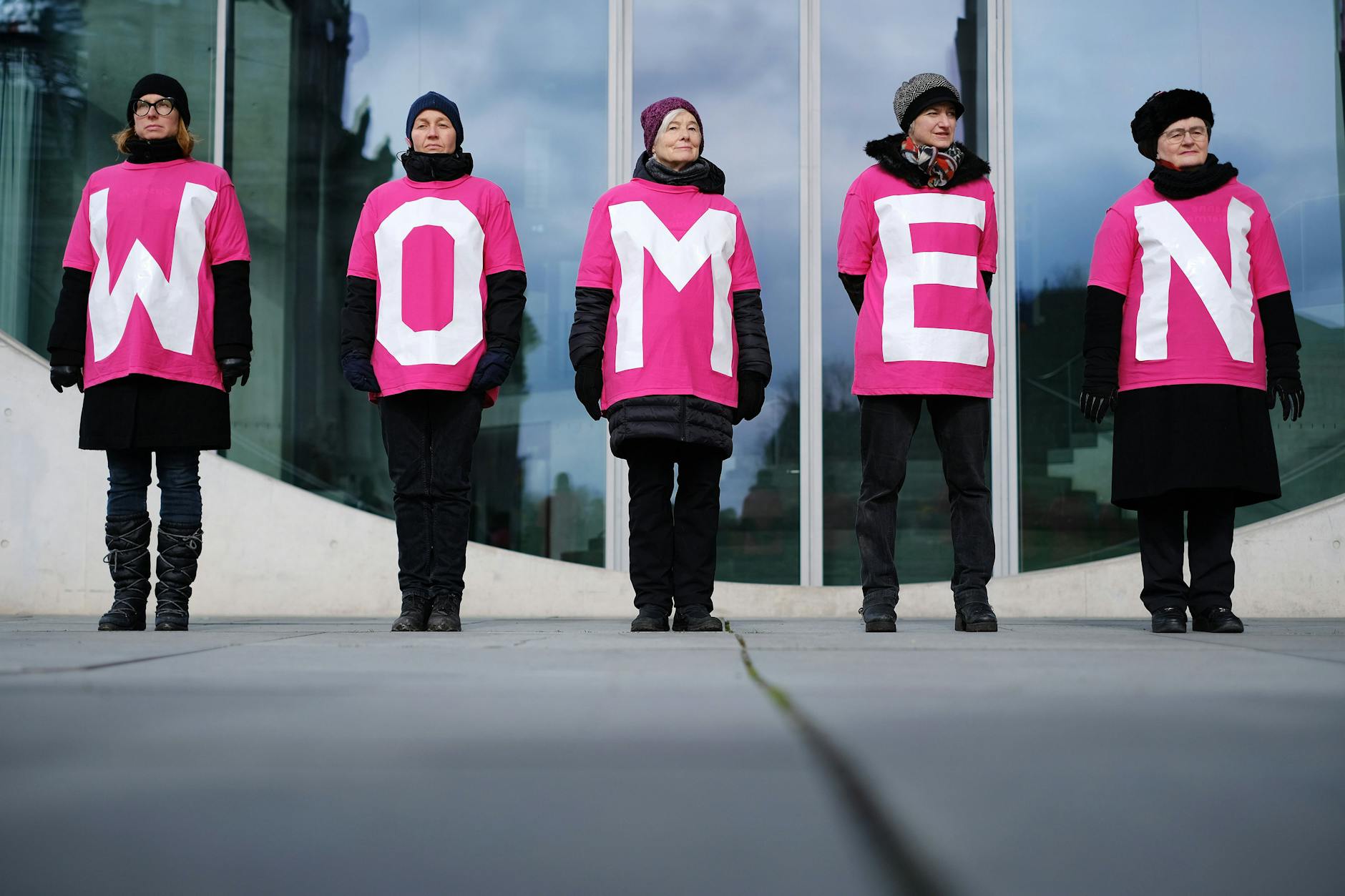 Geschlecht, Gender, Selbstbestimmungsgesetz: Die Initiatorin der Kampagne „Was ist eine Frau?“ fordert die Politik dazu auf, sich klar zu positionieren.