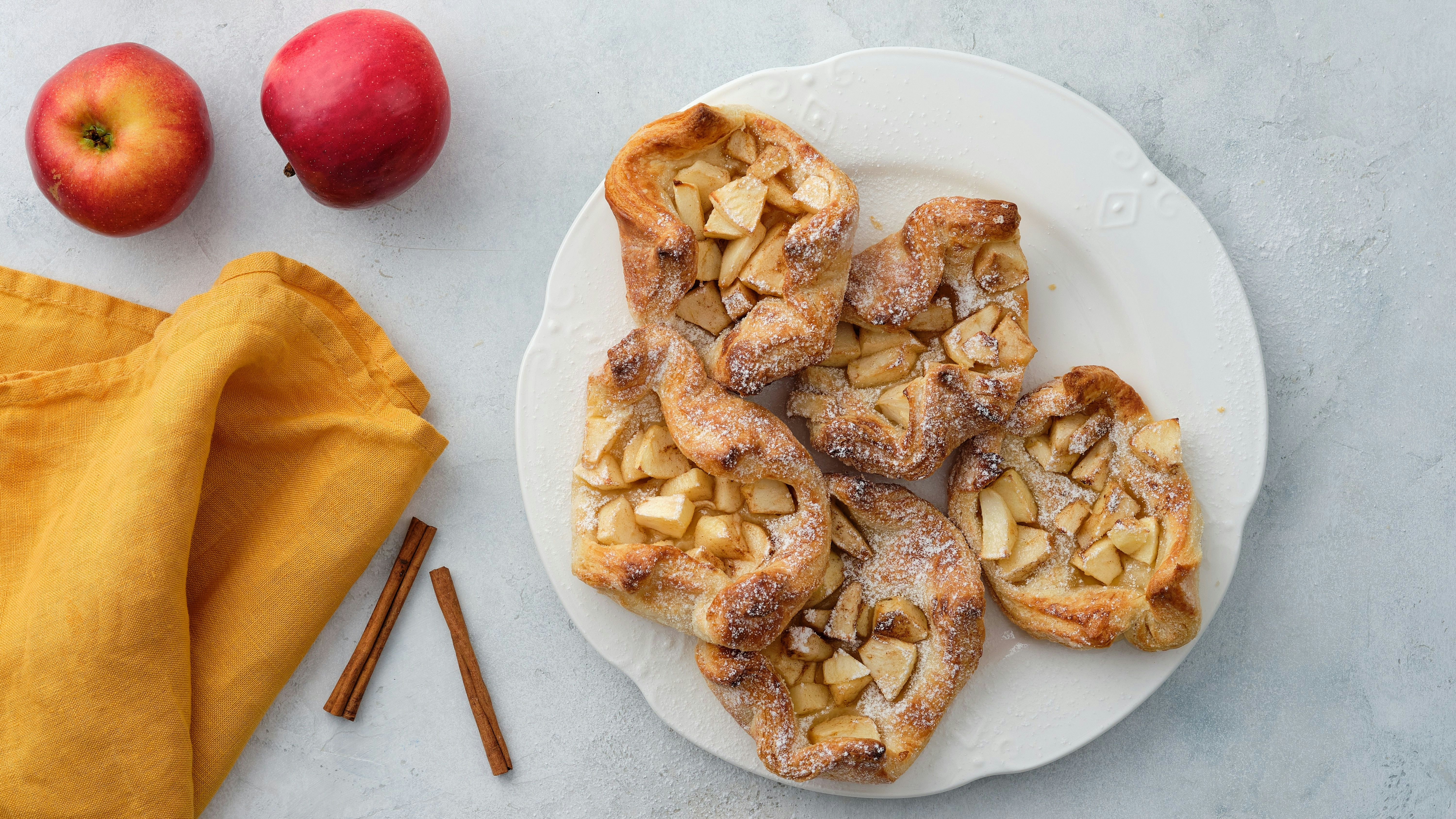Blitz-Rezept: Mini-Apfelstrudel aus Blätterteig – einfach, schnell und ...