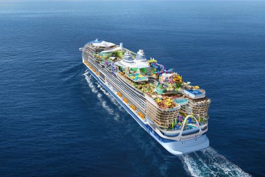 Startet in Europa: Die „Legend of the Seas“ wird die dritte Schwester in der Runde der weltgrößten Kreuzfahrtschiffe.