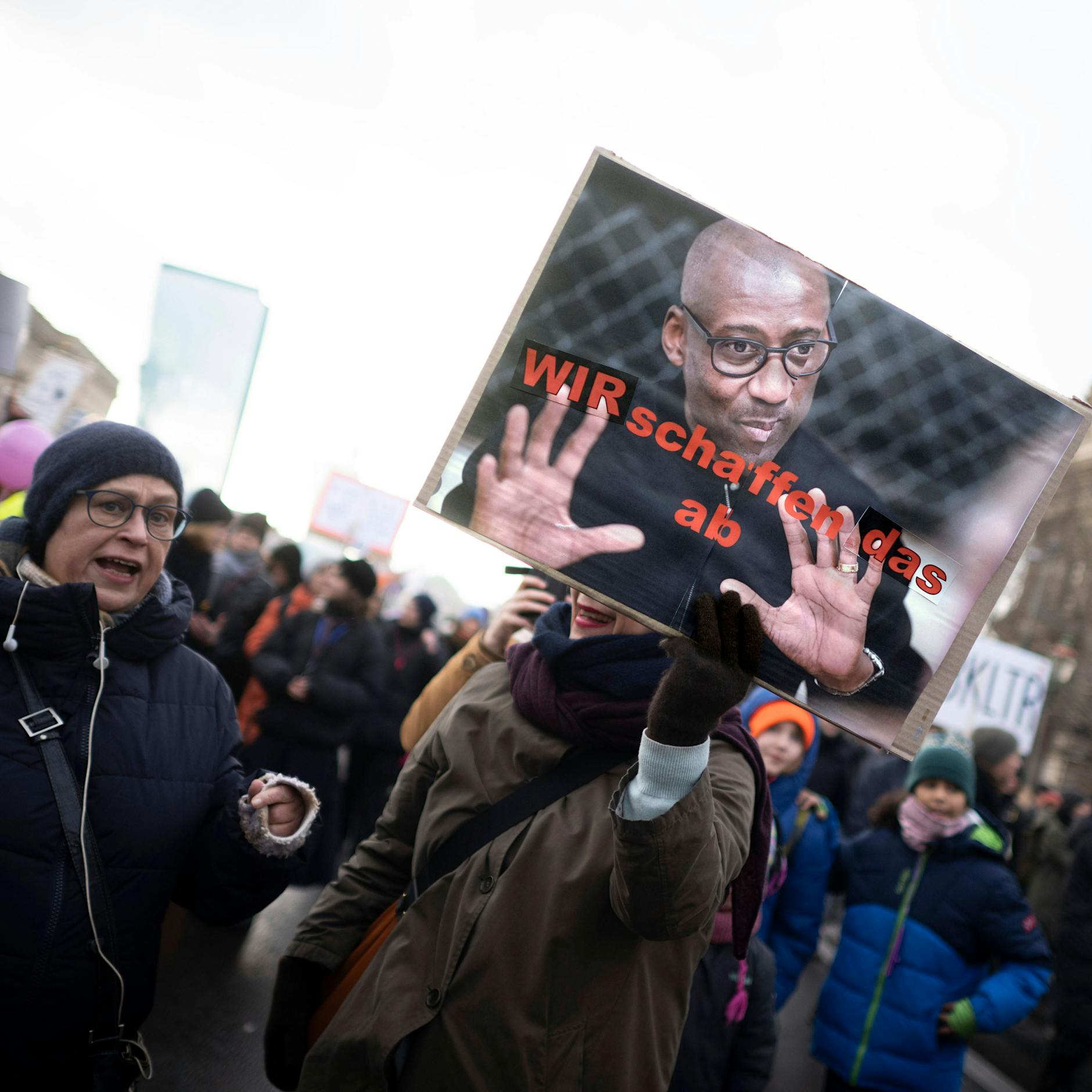 Berlin sagt Nein zu Kürzungen! Große Mit-uns-nicht-Demo am 22. Februar