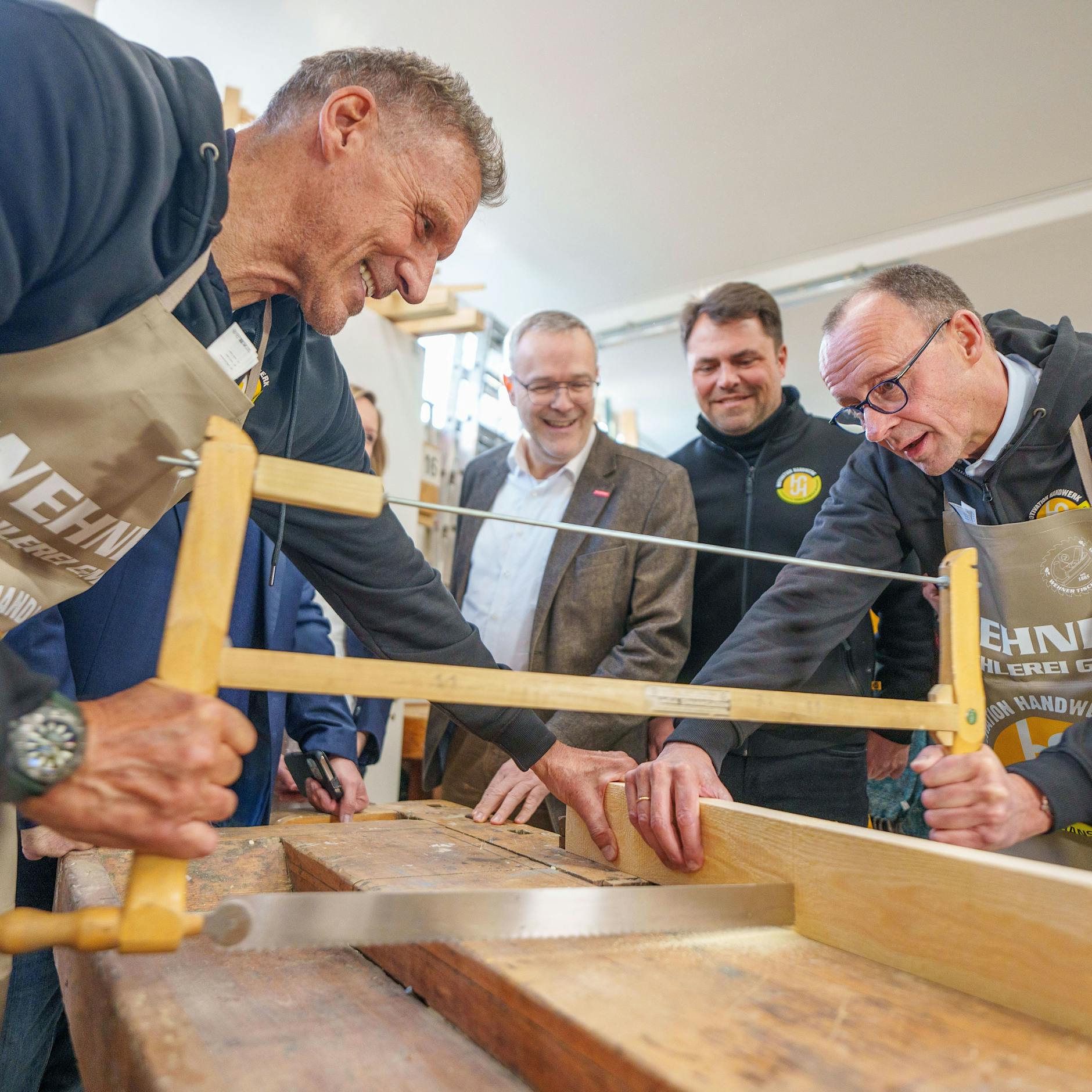 Parteien buhlen im Wahlkampf um Stars! Bringt das wirklich was?