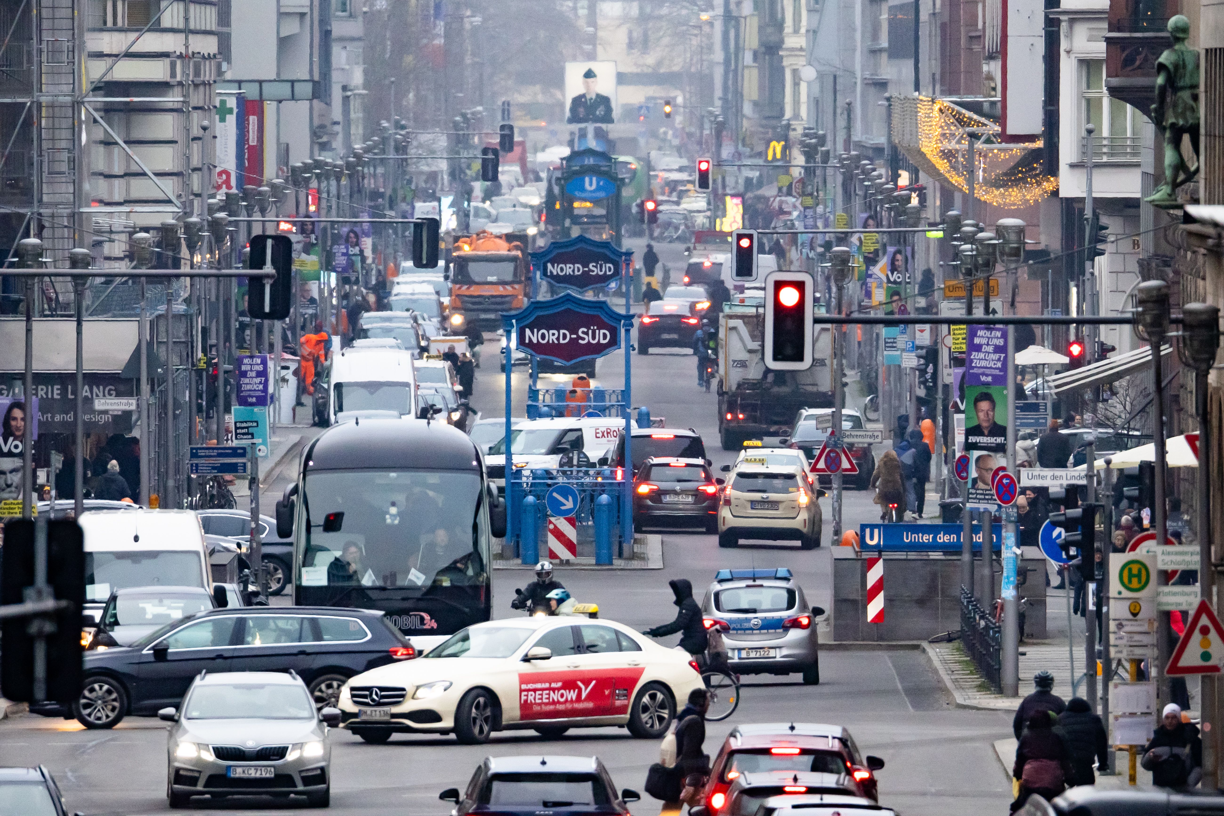 Friedrichstraße - das lange Elend: Der Berliner Senat hat versagt bei der Gestaltung