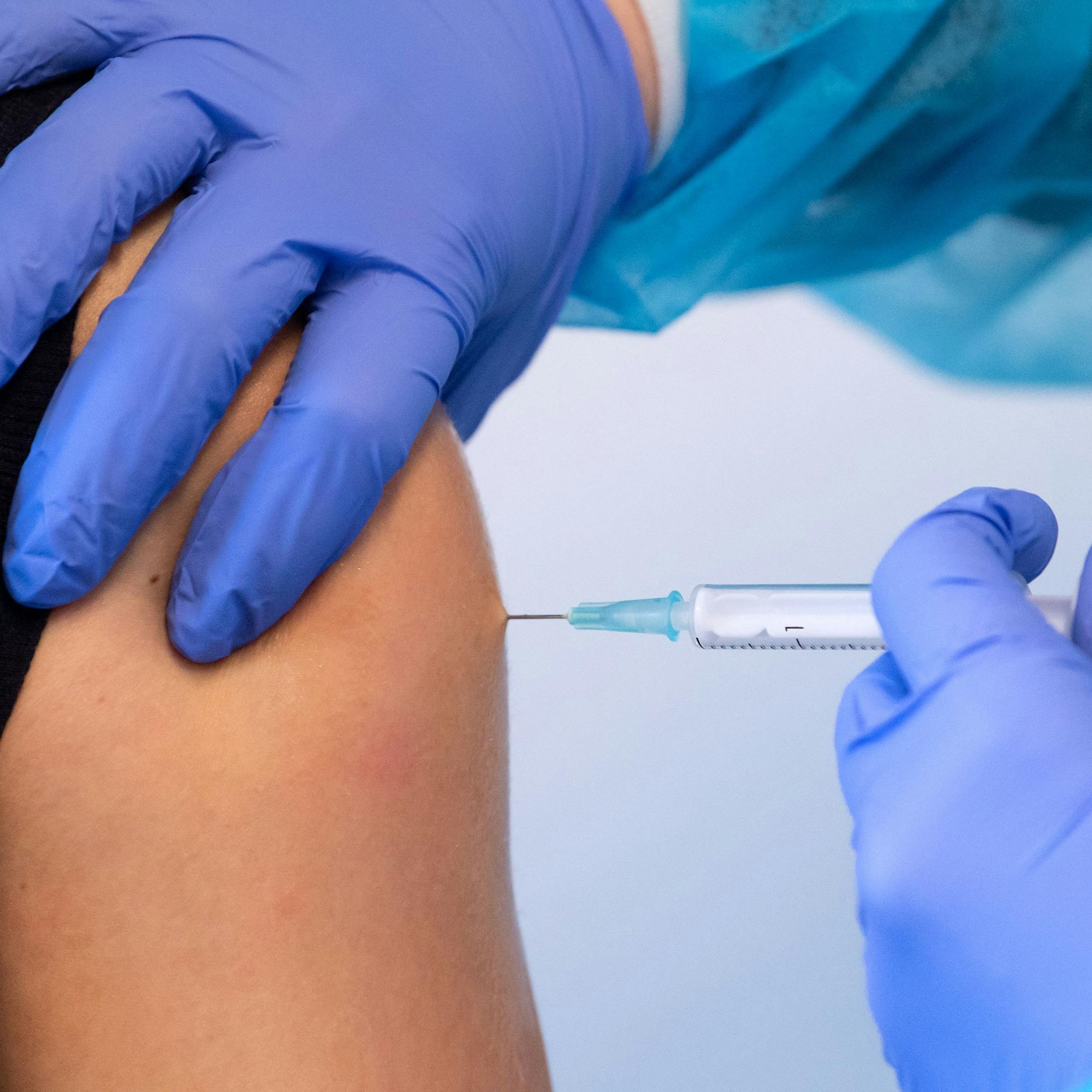 Image - EU lässt selbstamplifizierenden mRNA-Impfstoff gegen Corona zu – was ist das?