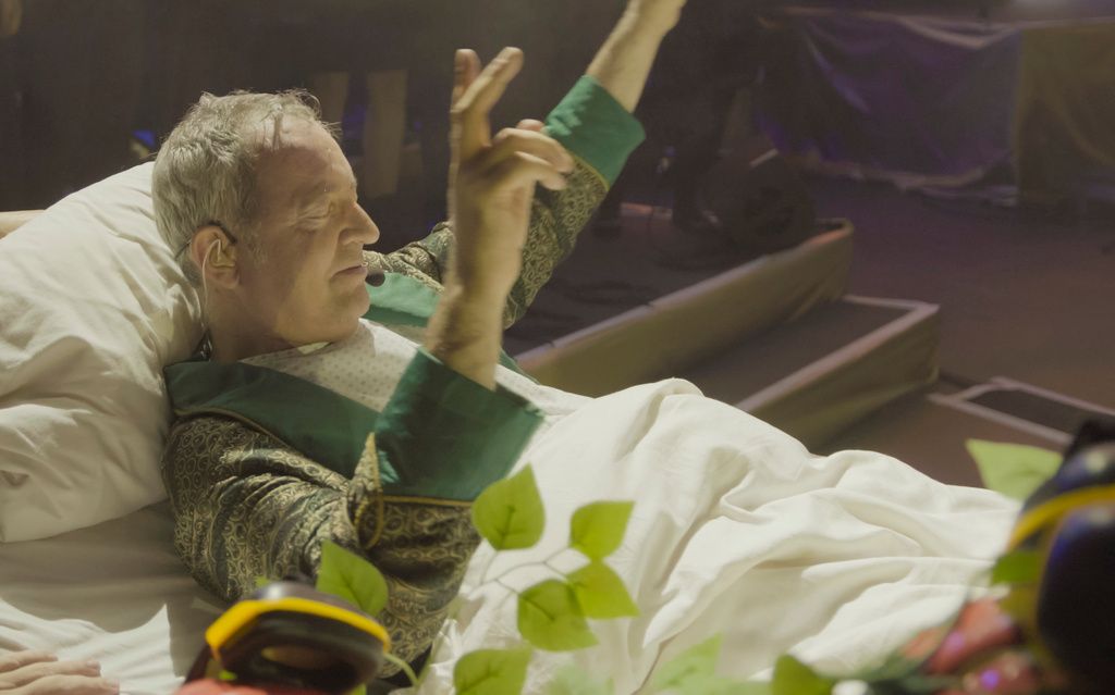 Rainald Grebe schockt seine Fans: „Ich wollte mich umbringen. Ich wollte weg!“