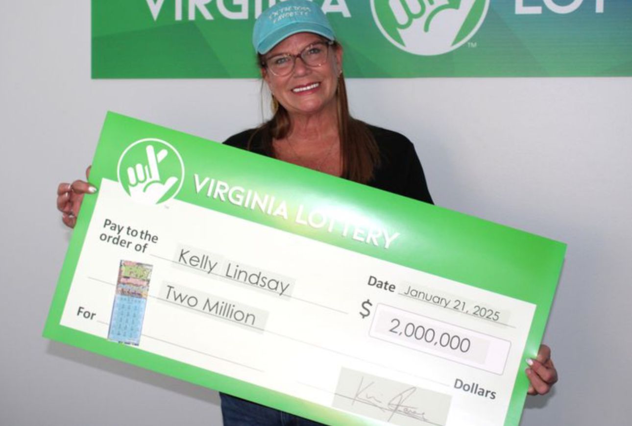 Image - Tankwart gibt ihr falschen Lottoschein – Frau gewinnt Millionen-Jackpot