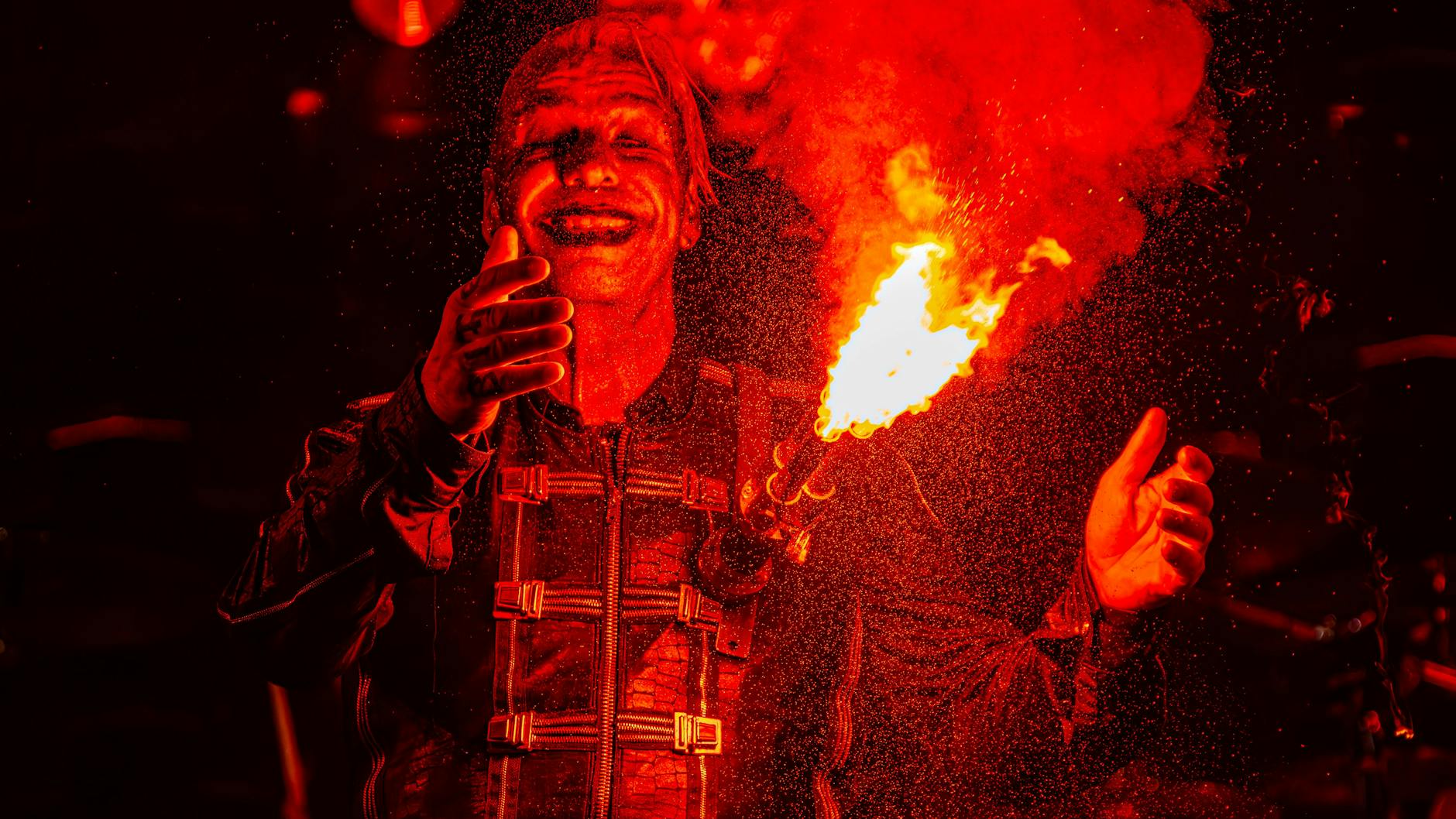 Der Skandal um Till Lindemann und die Row Zero sorgte vor zwei Jahren für Wirbel, überschattete die Stadion-Tour von Rammstein.