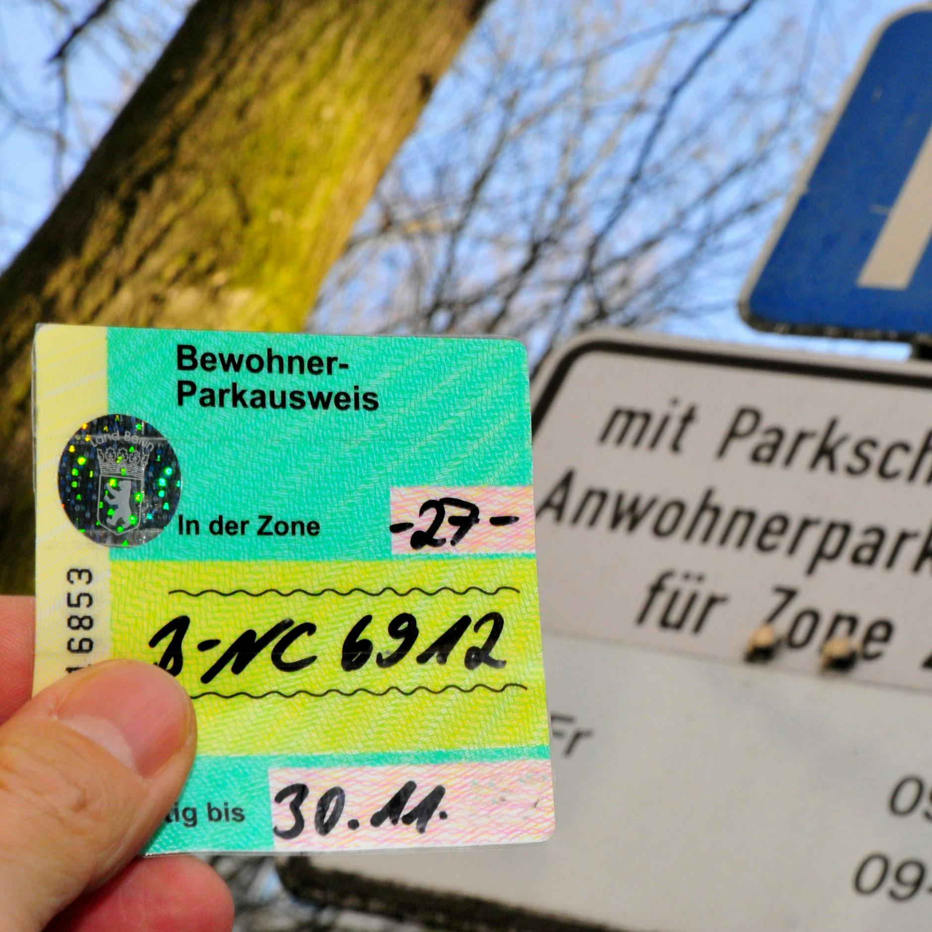 Extrem-Preis! Experten: So viel soll Anwohnerparken in Berlin kosten!