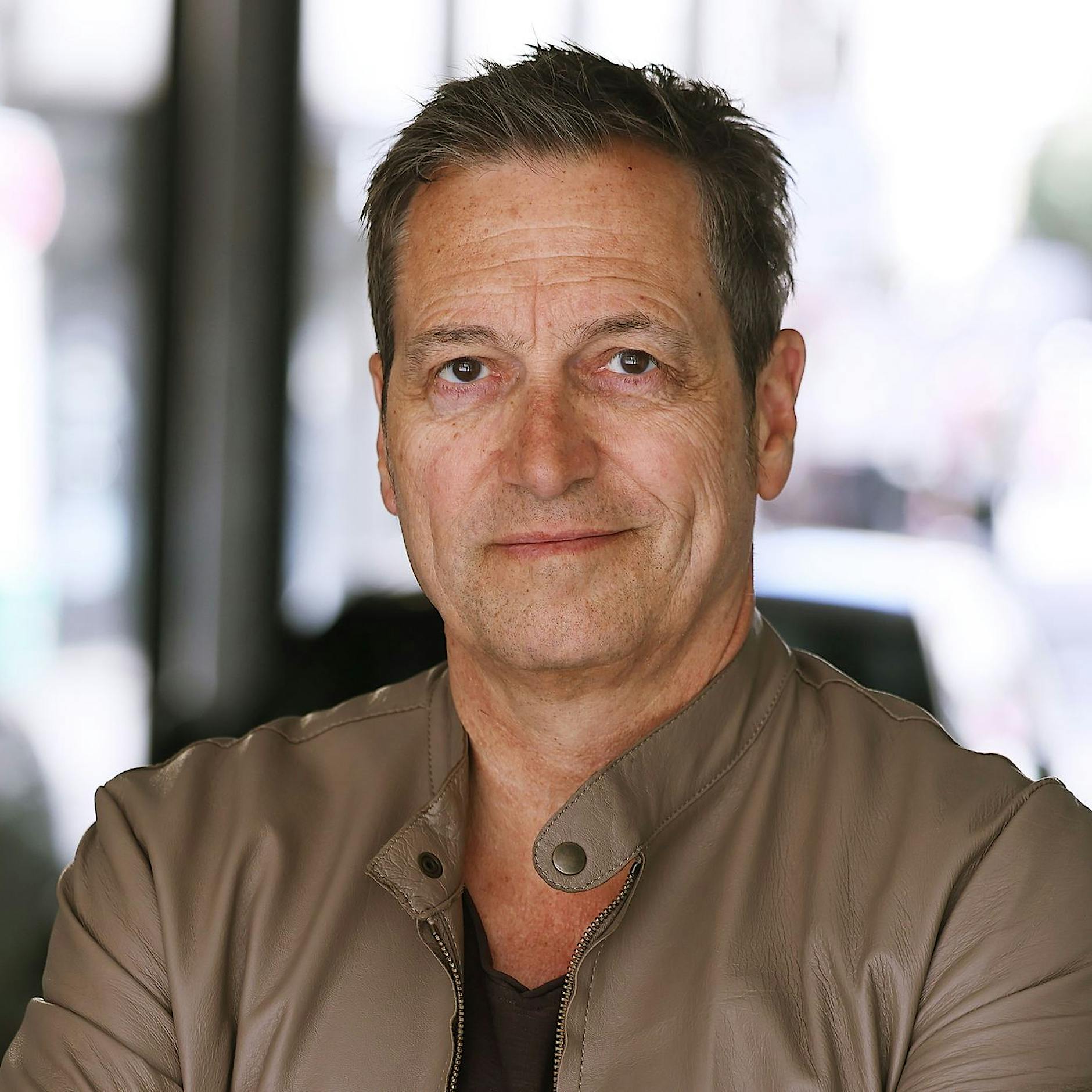 Dieter Nuhr sorgt mit Wahl-Kommentar für Debatte – ist das eine Wahlempfehlung?