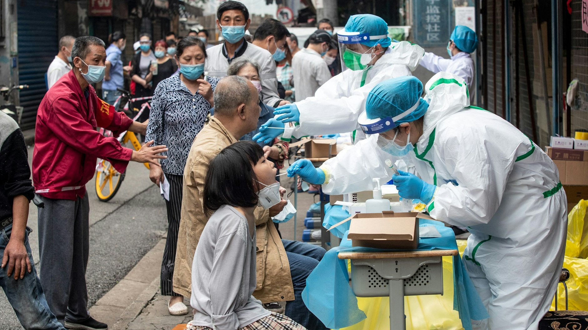 In China hatte das Virus, das die Corona-Pandemie auslöste, seinen Ursprung. In Wuhan wurde nun ein neues Virus entdeckt.