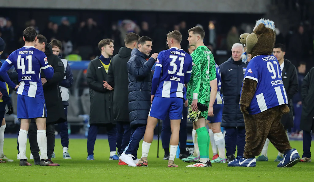Torwartfrage bei Hertha BSC: Stefan Leitl korrigiert Fiel-Fehler!