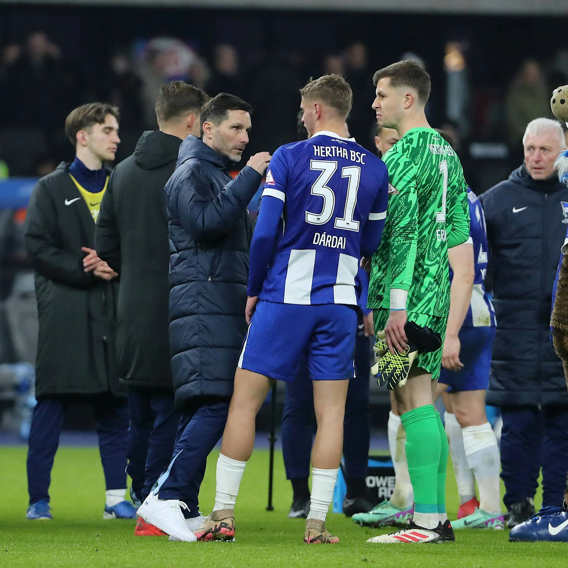 Torwartfrage bei Hertha BSC: Stefan Leitl korrigiert Fiel-Fehler!