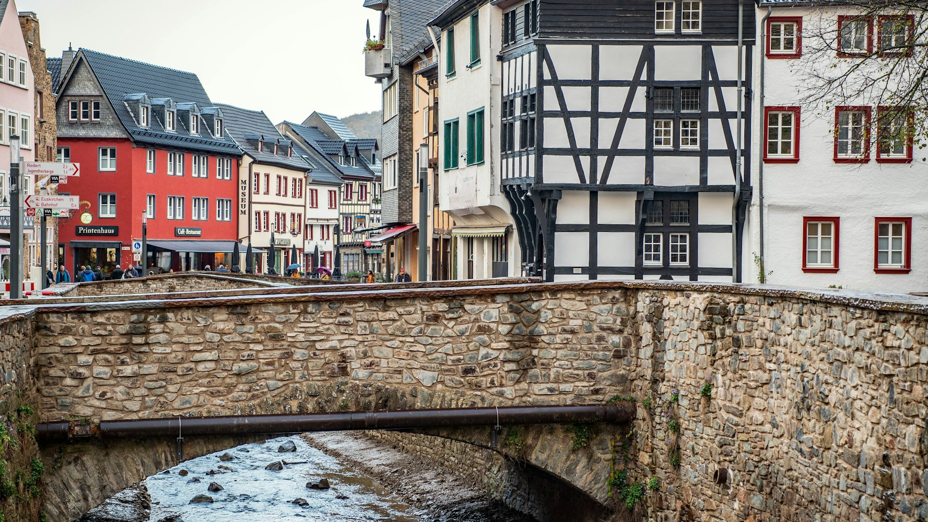 Bad Münstereifel ist ein schönes Städtchen - für den Besuch müssen Urlauber jetzt mehr Kurtaxe zahlen.