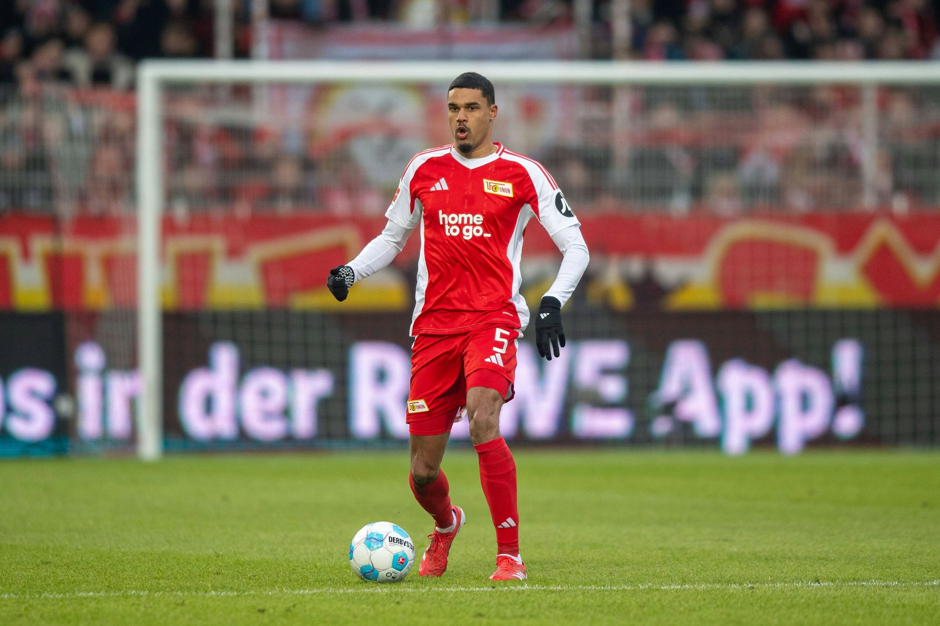 Spürt die Unterstützung der Fans des 1. FC Union und verspricht eine Reaktion gegen Holstein Kiel: Verteidiger Danilho Doekhi (26).