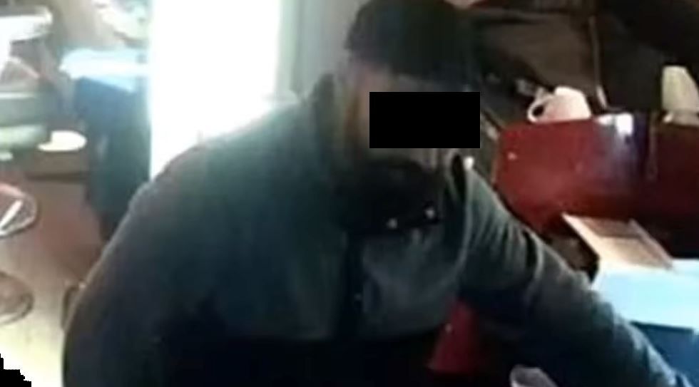 Brutaler Scherenräuber aus der Cocktailbar identifiziert